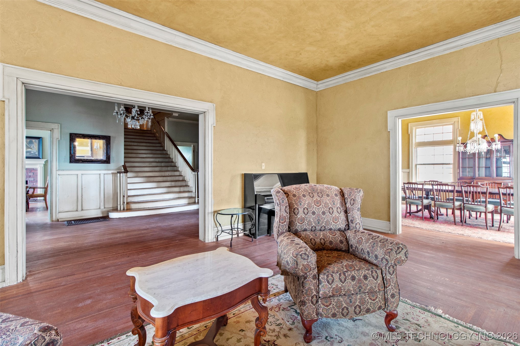 1312 E 9th Property Photo 25