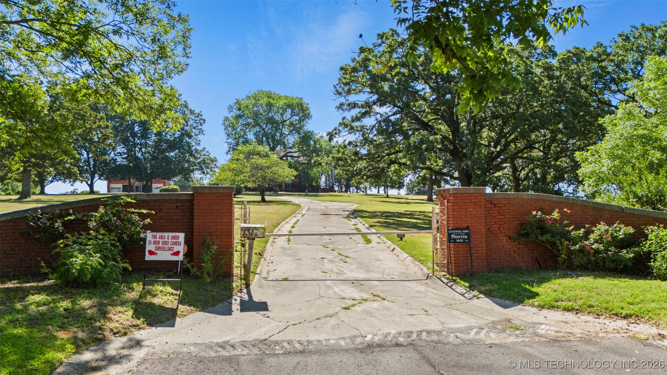 1312 E 9th Property Photo 65