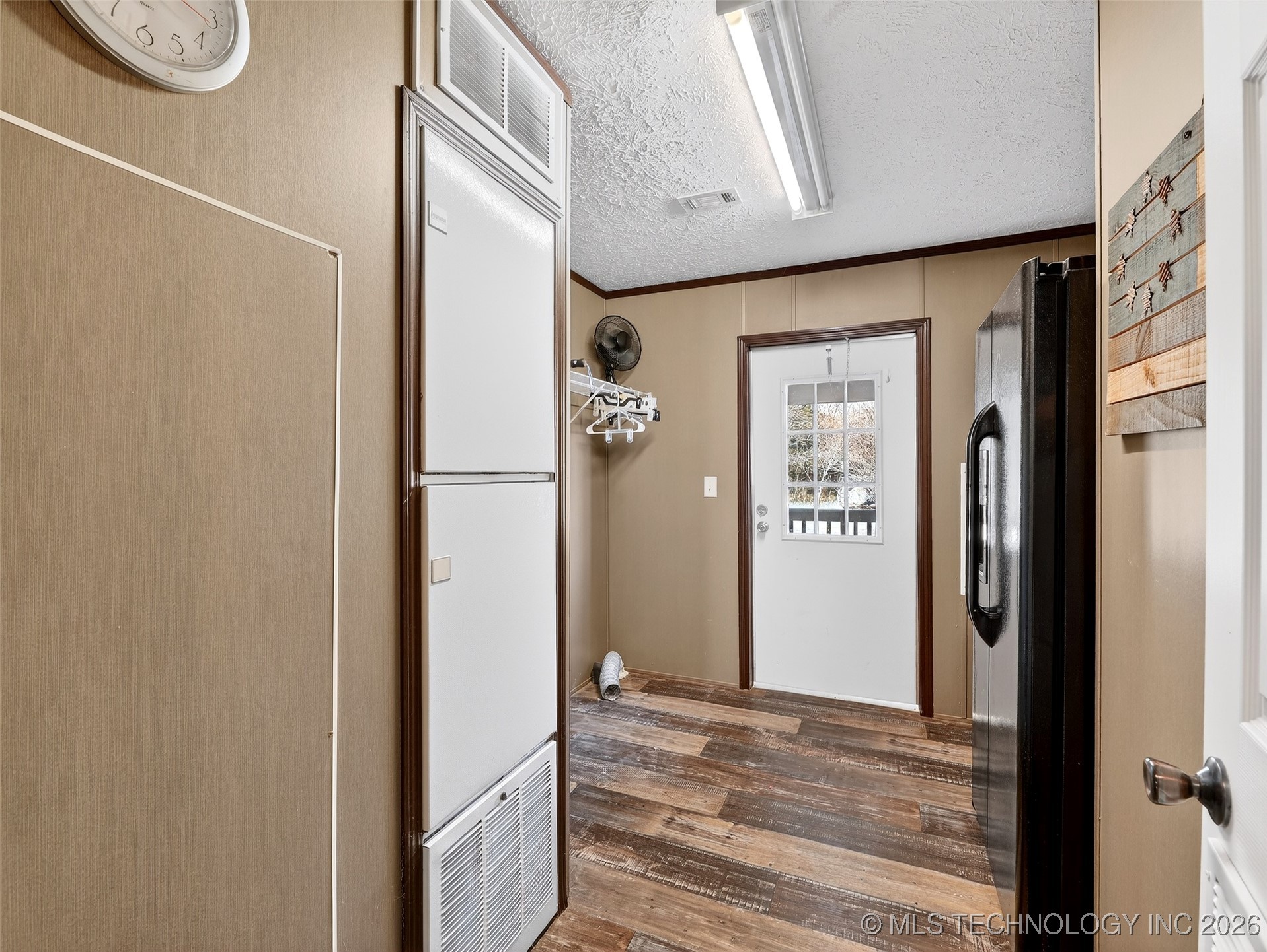 124 N Bk 1412 Road Property Photo 24