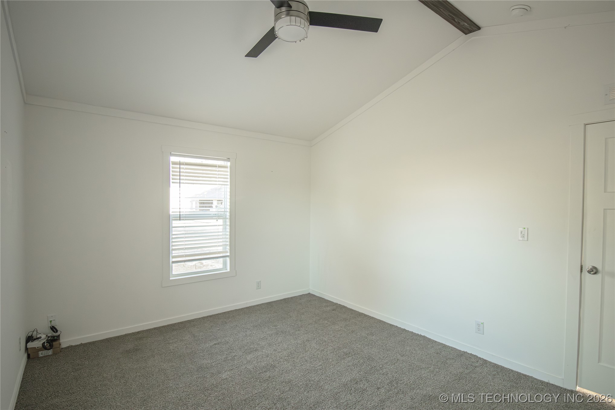 421317 E 1168 Property Photo 12