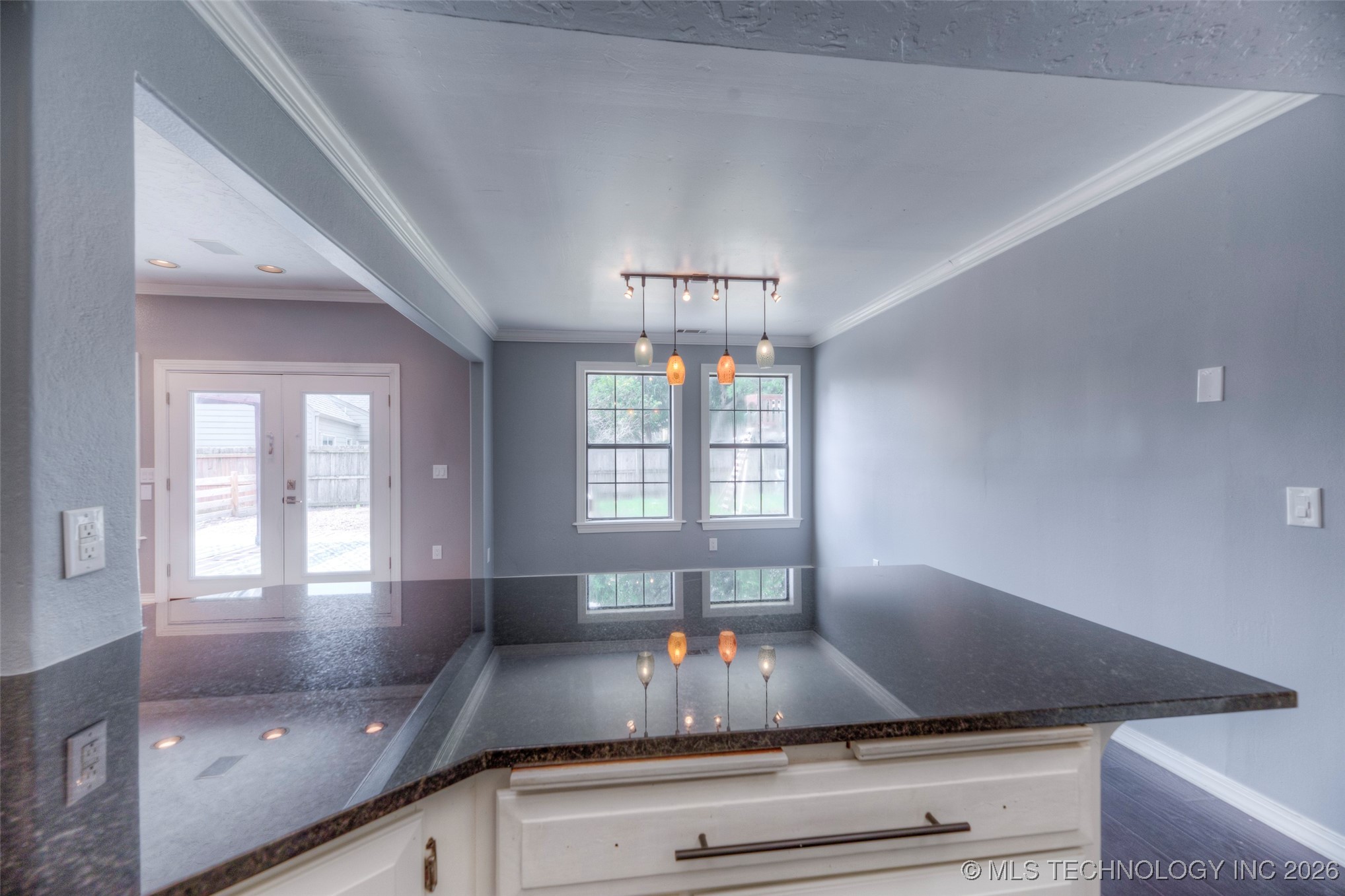 7316 E 85th Street Property Photo 11