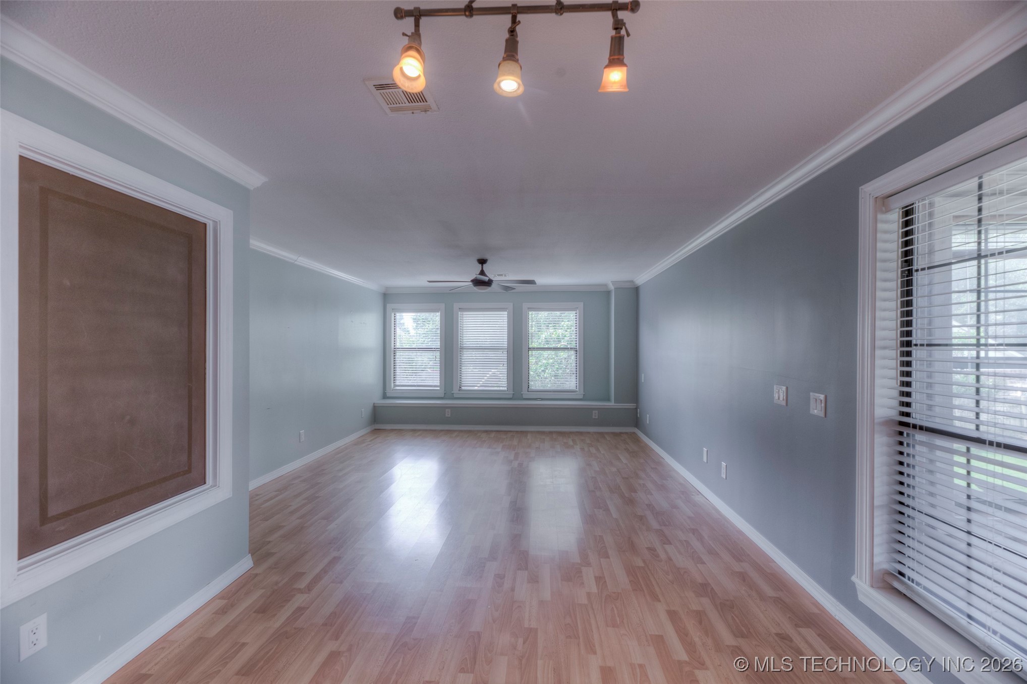 7316 E 85th Street Property Photo 25