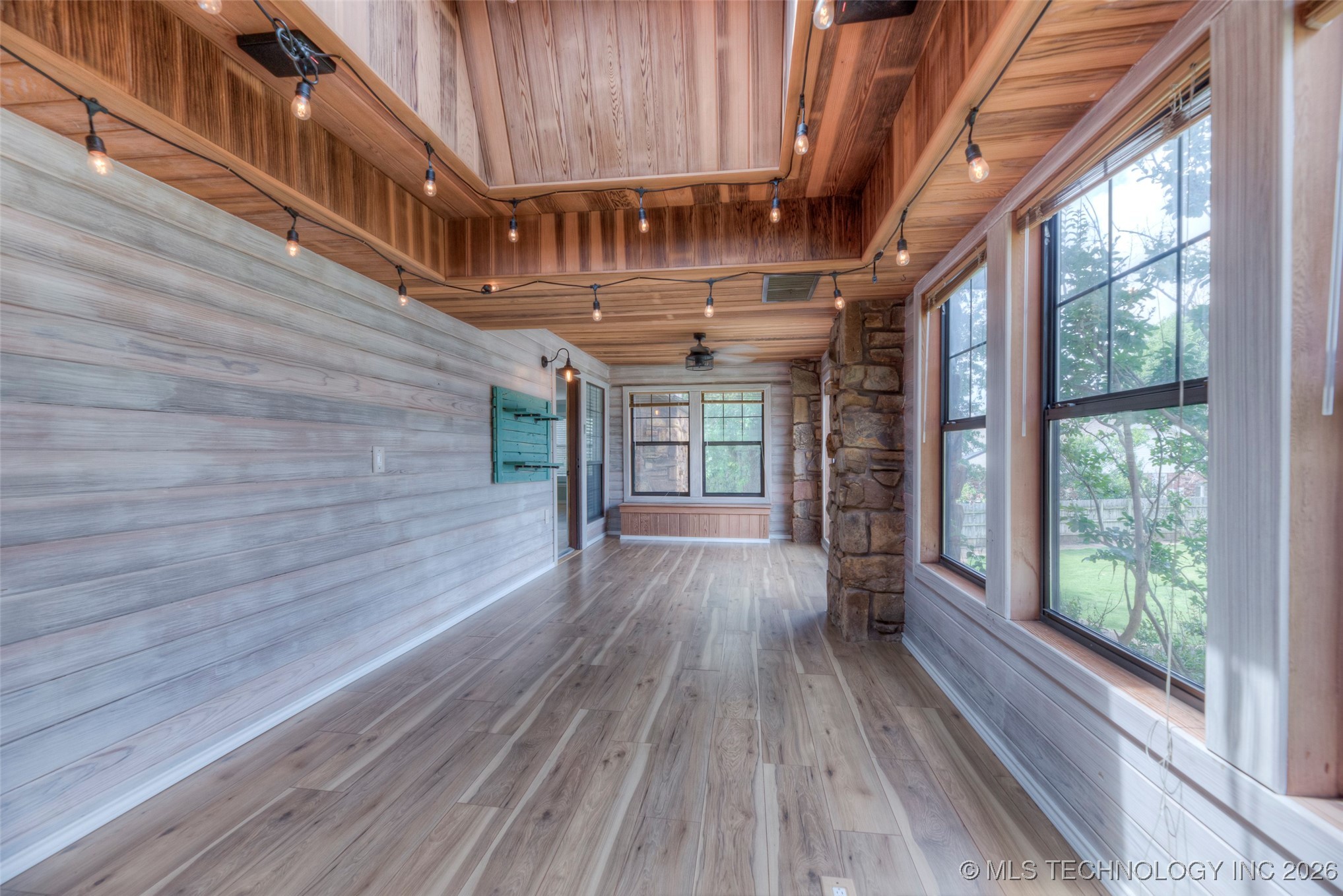 7316 E 85th Street Property Photo 33