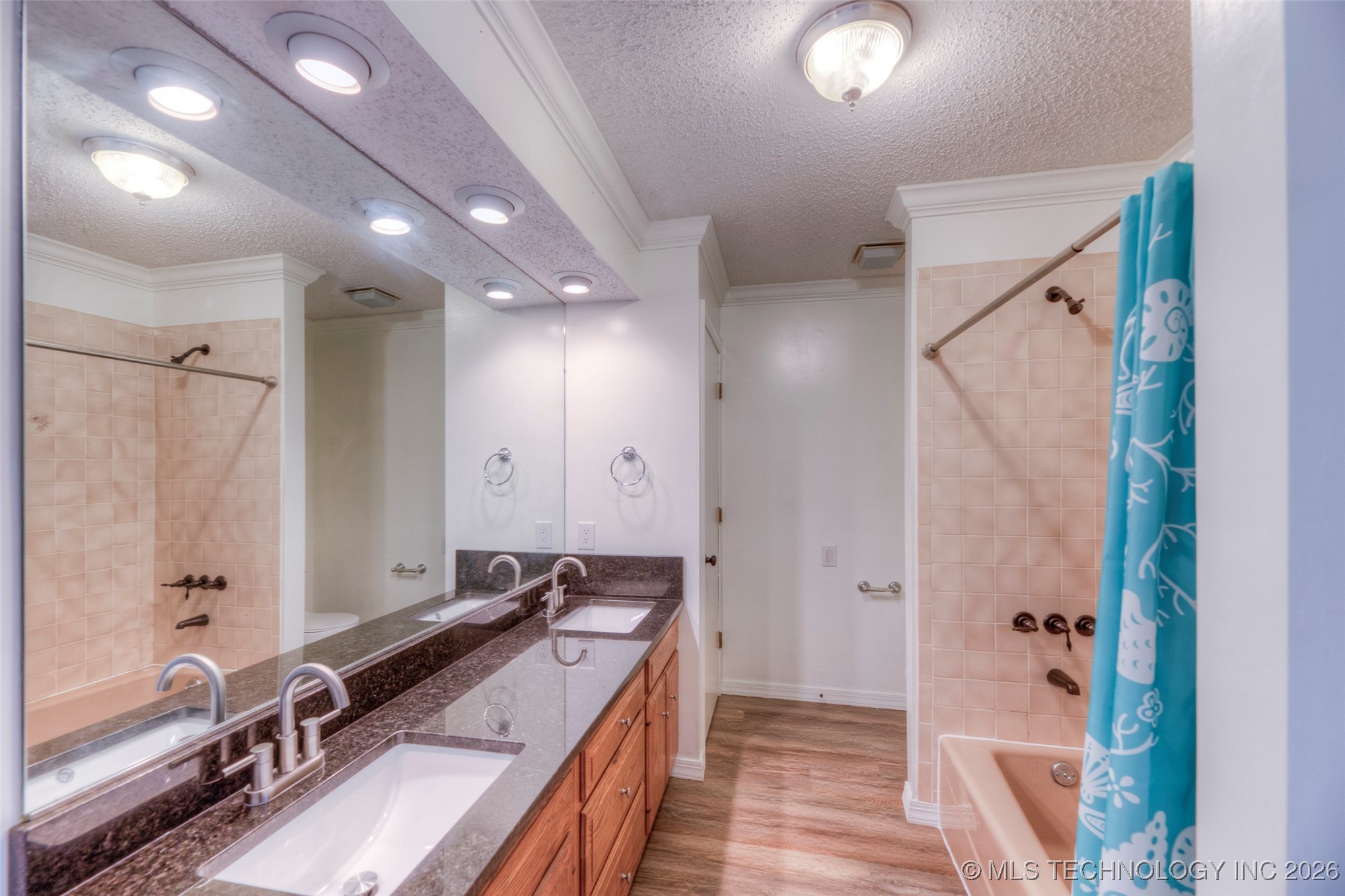 7316 E 85th Street Property Photo 36