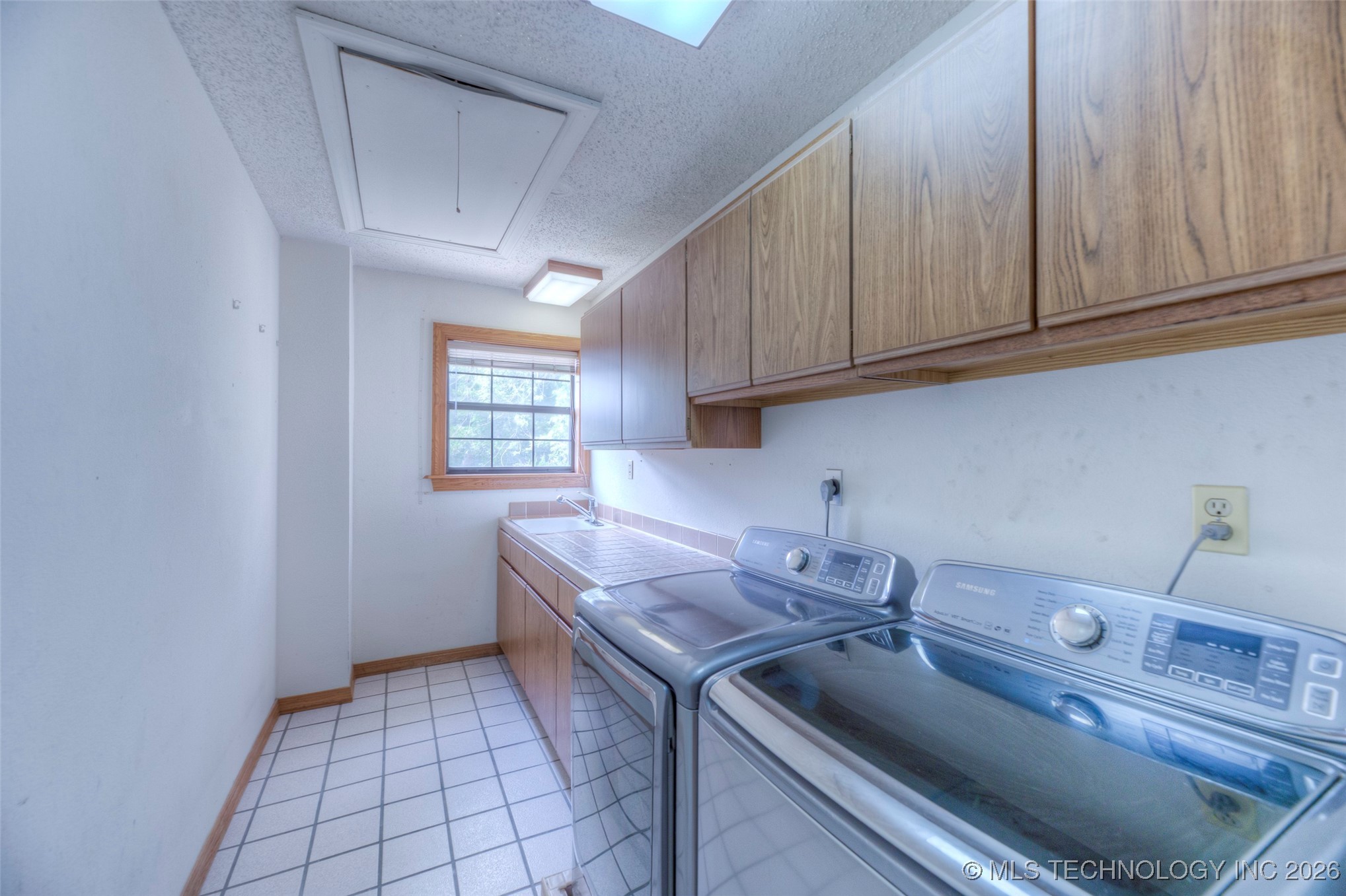 7316 E 85th Street Property Photo 42