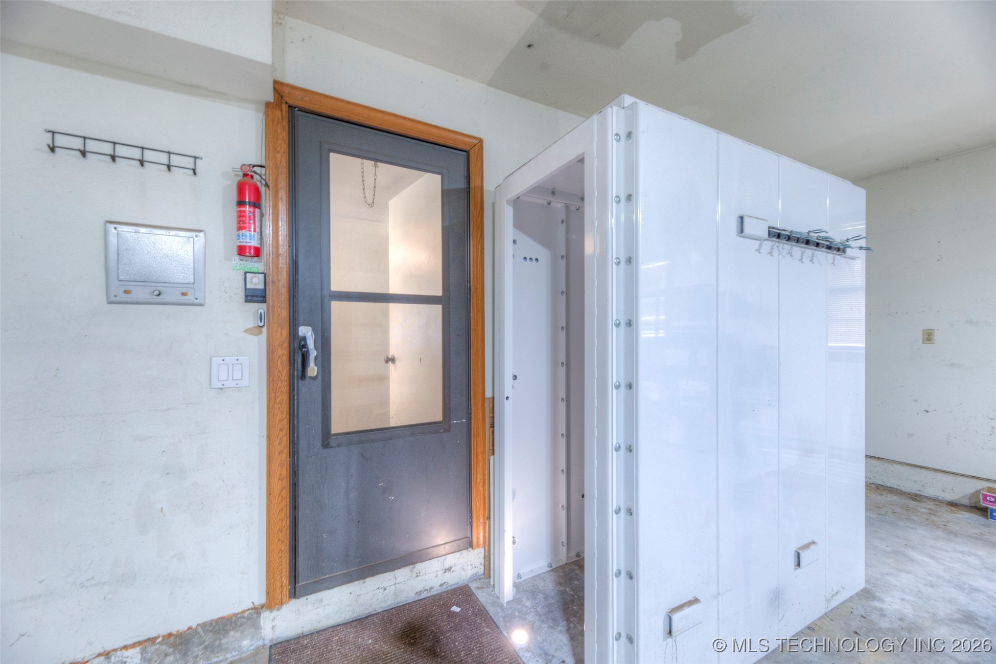 7316 E 85th Street Property Photo 44