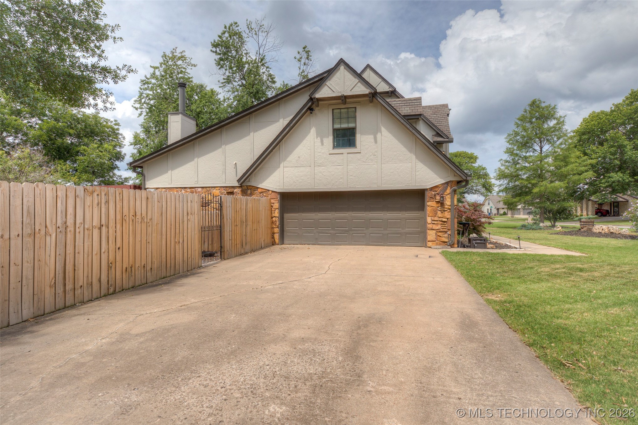 7316 E 85th Street Property Photo 55