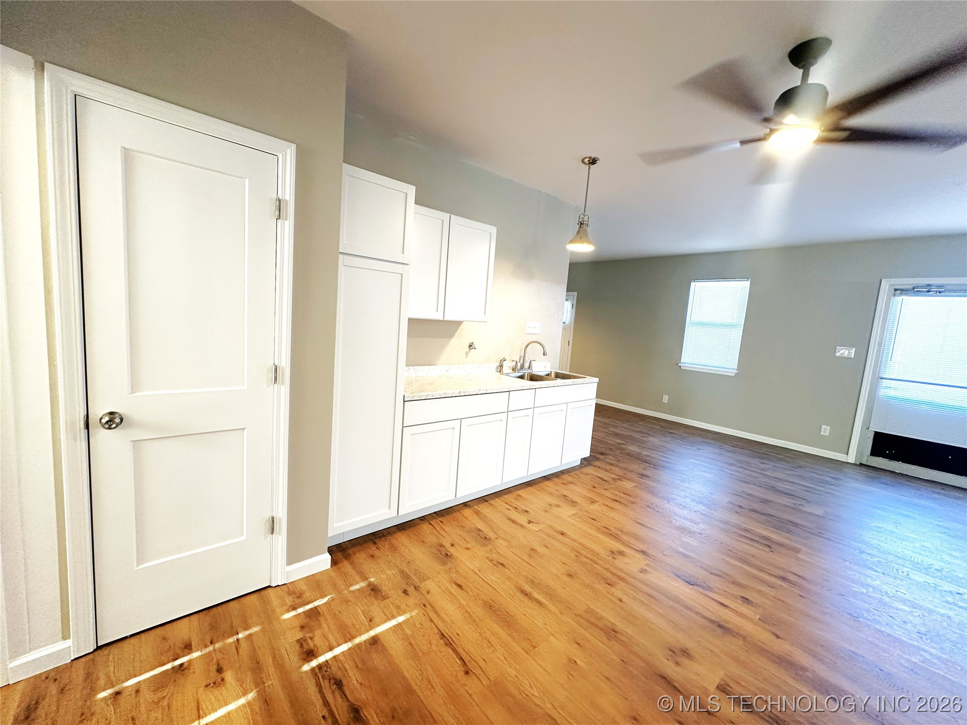 28 Country Club Drive Property Photo 11