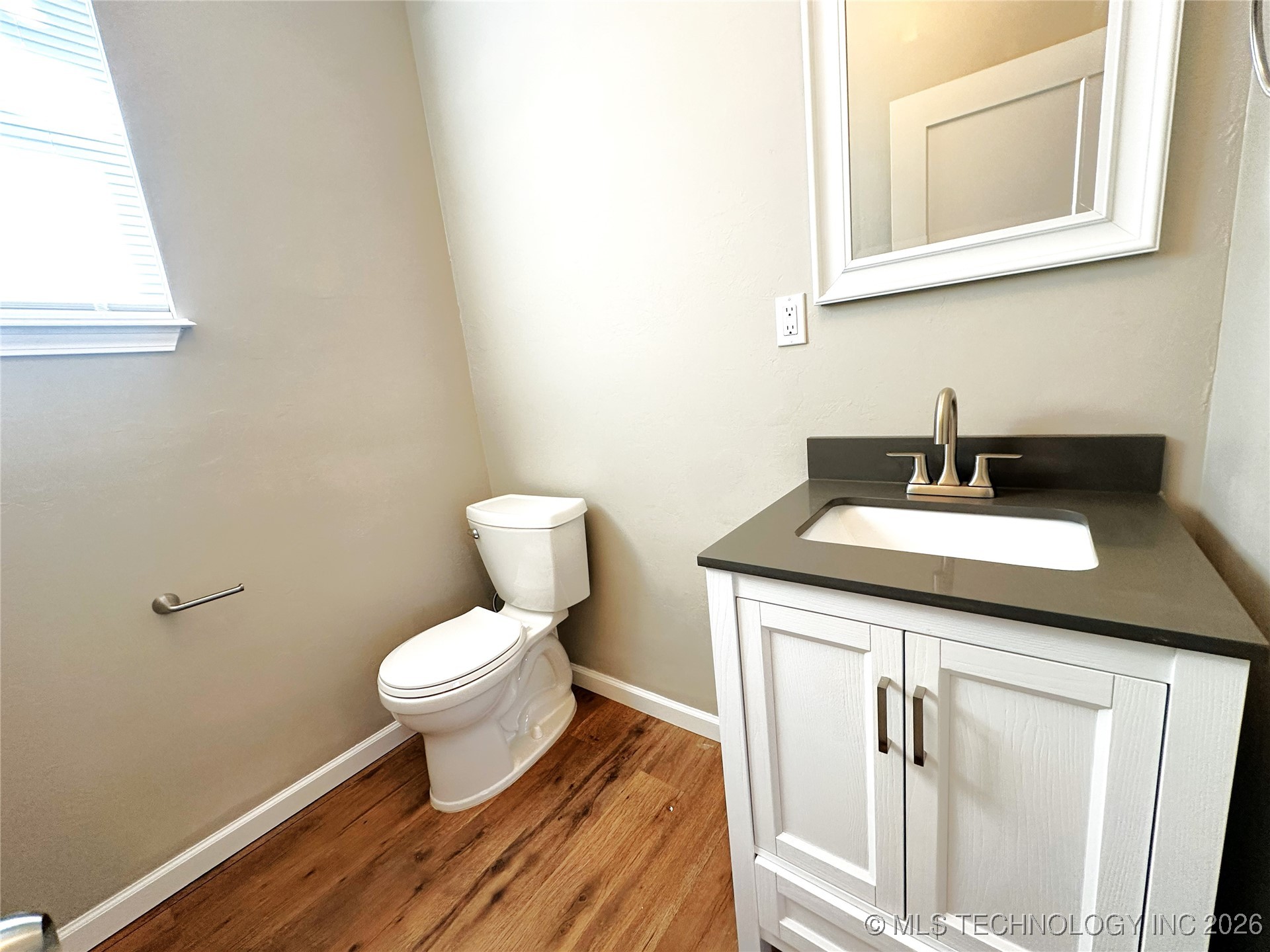 28 Country Club Drive Property Photo 14