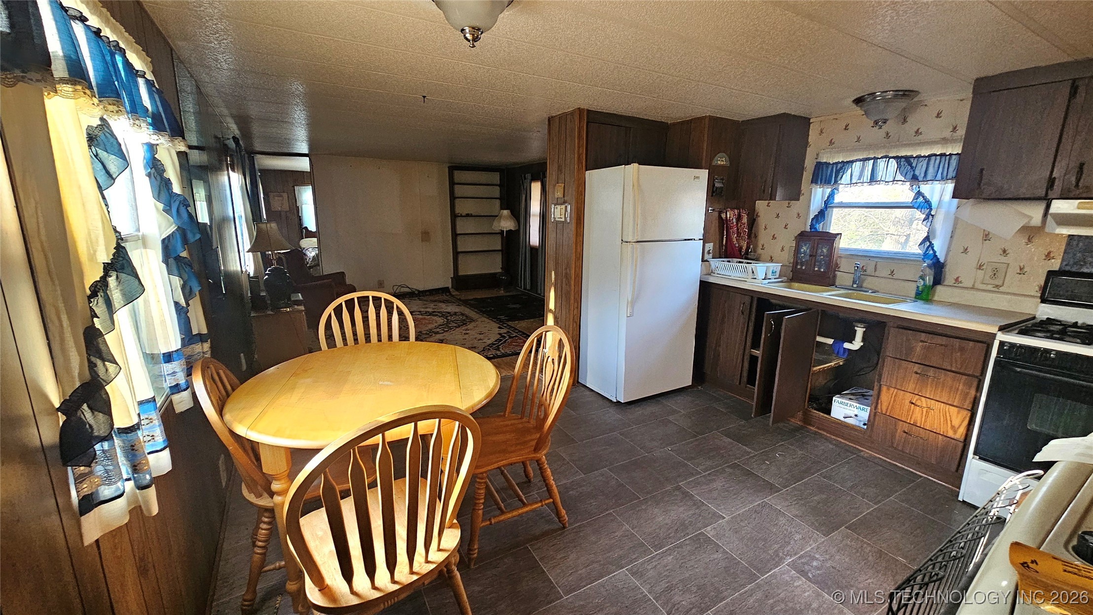 106521 Belle Drive Property Photo 6