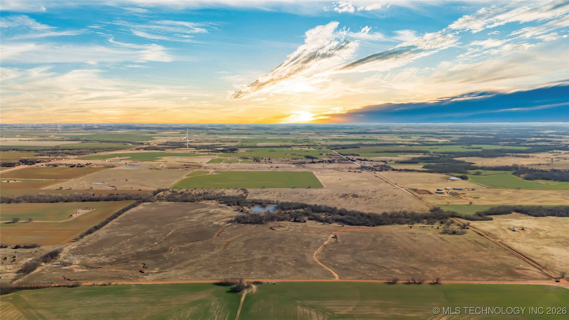 166 W 630 Road Property Photo 5