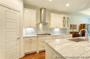 2827 E 103rd Place Property Photo 16