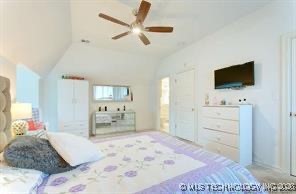 2827 E 103rd Place Property Photo 29