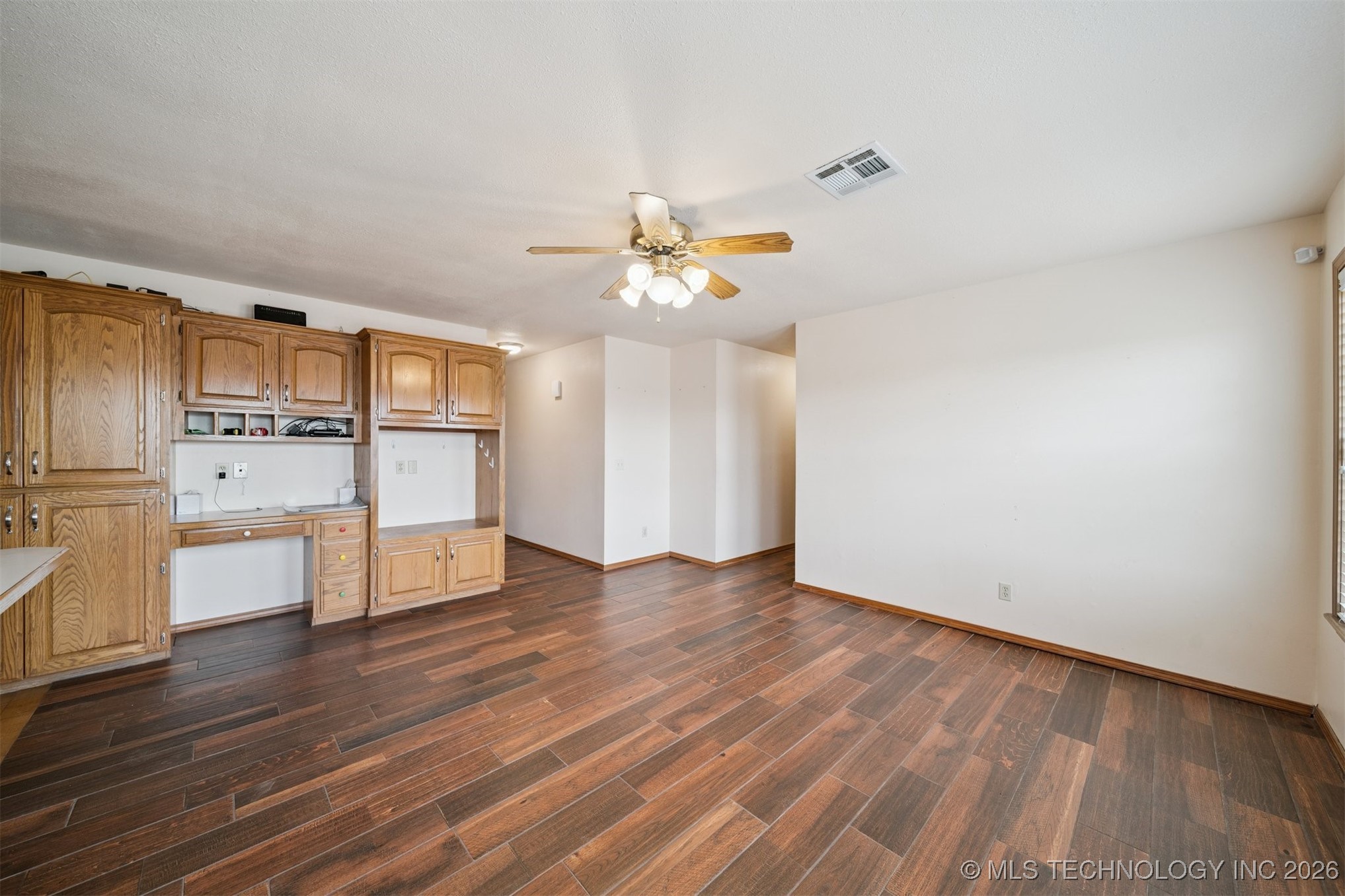 5401 N 435 Property Photo 5