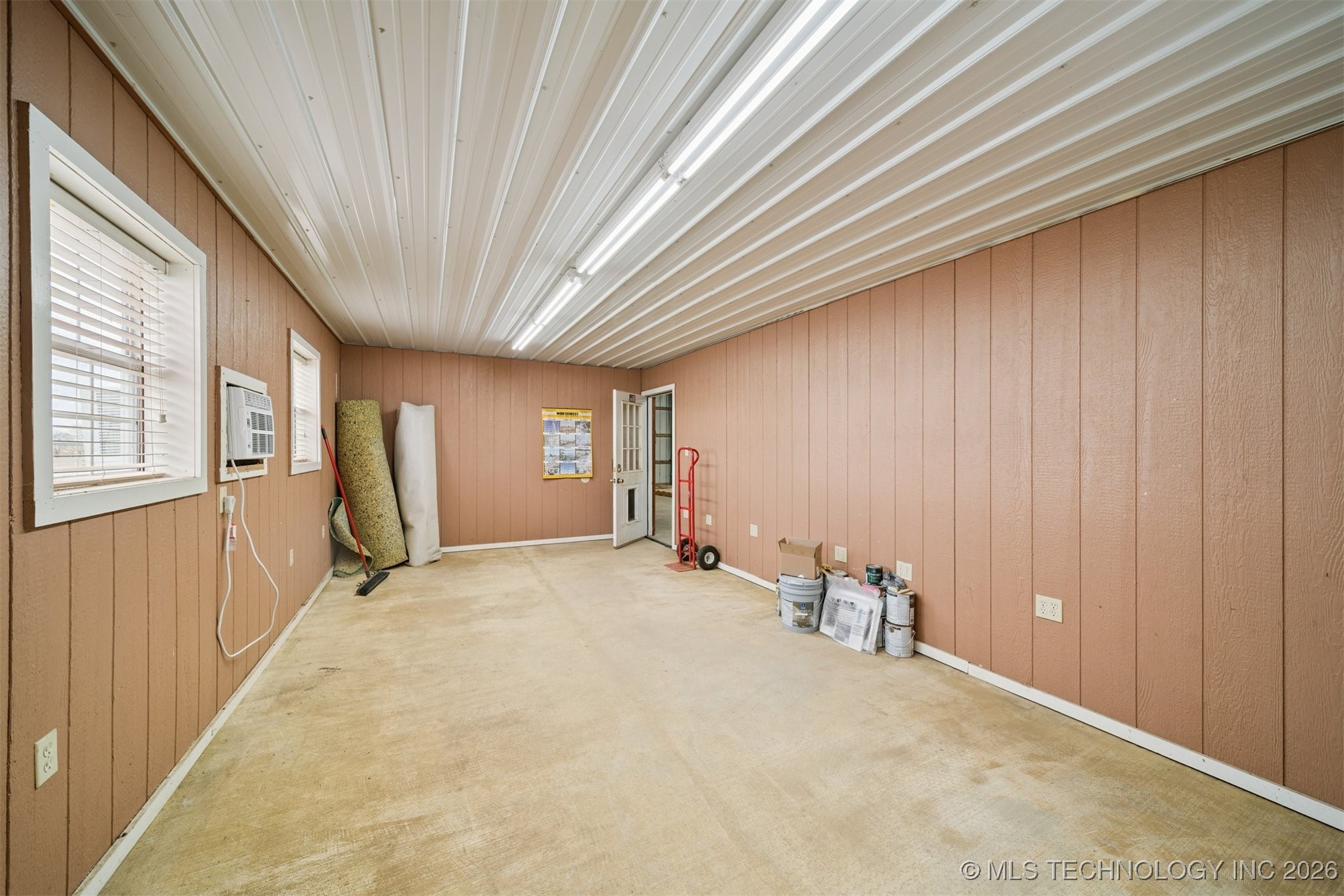 5401 N 435 Property Photo 35