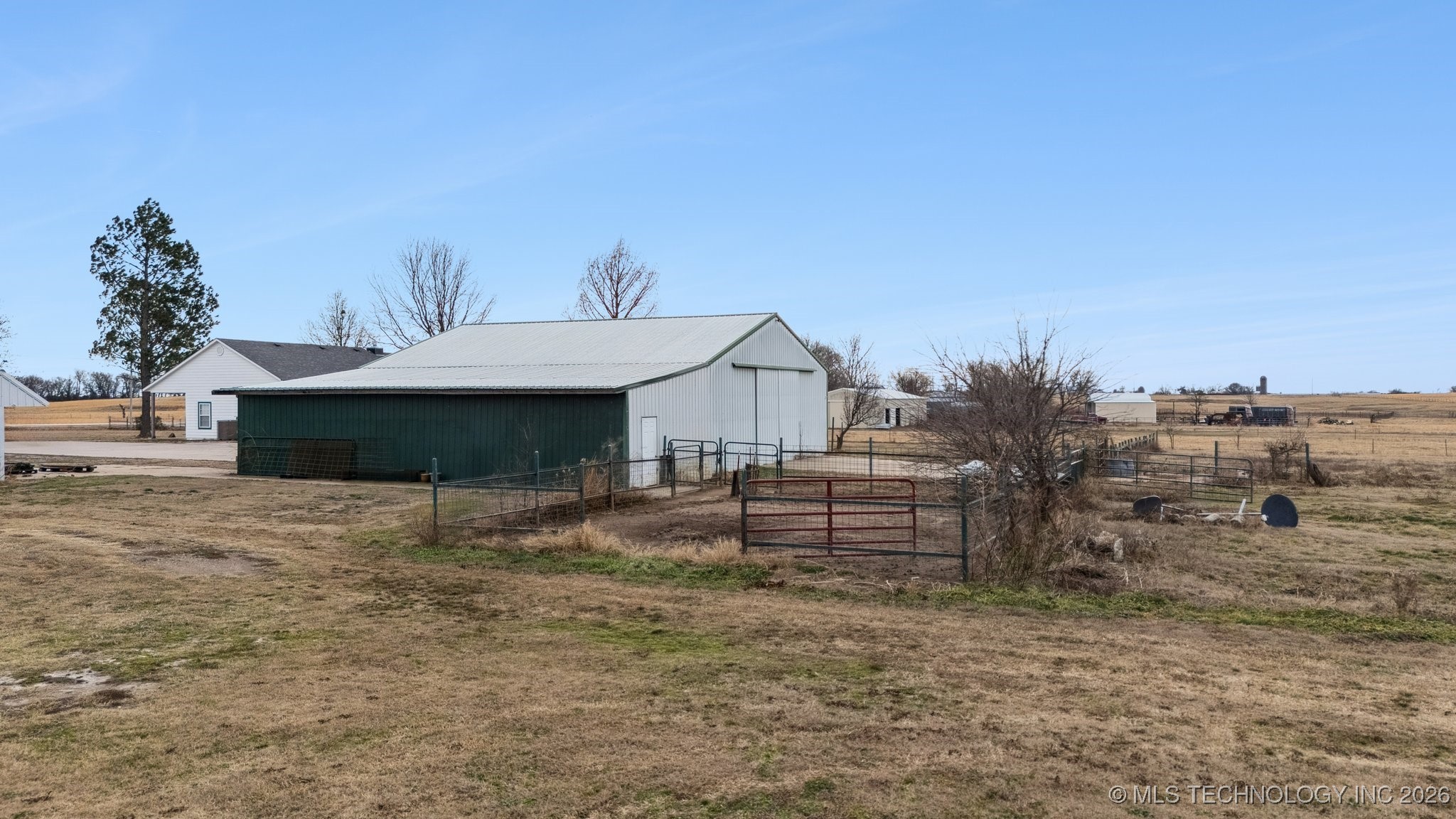 5401 N 435 Property Photo 40