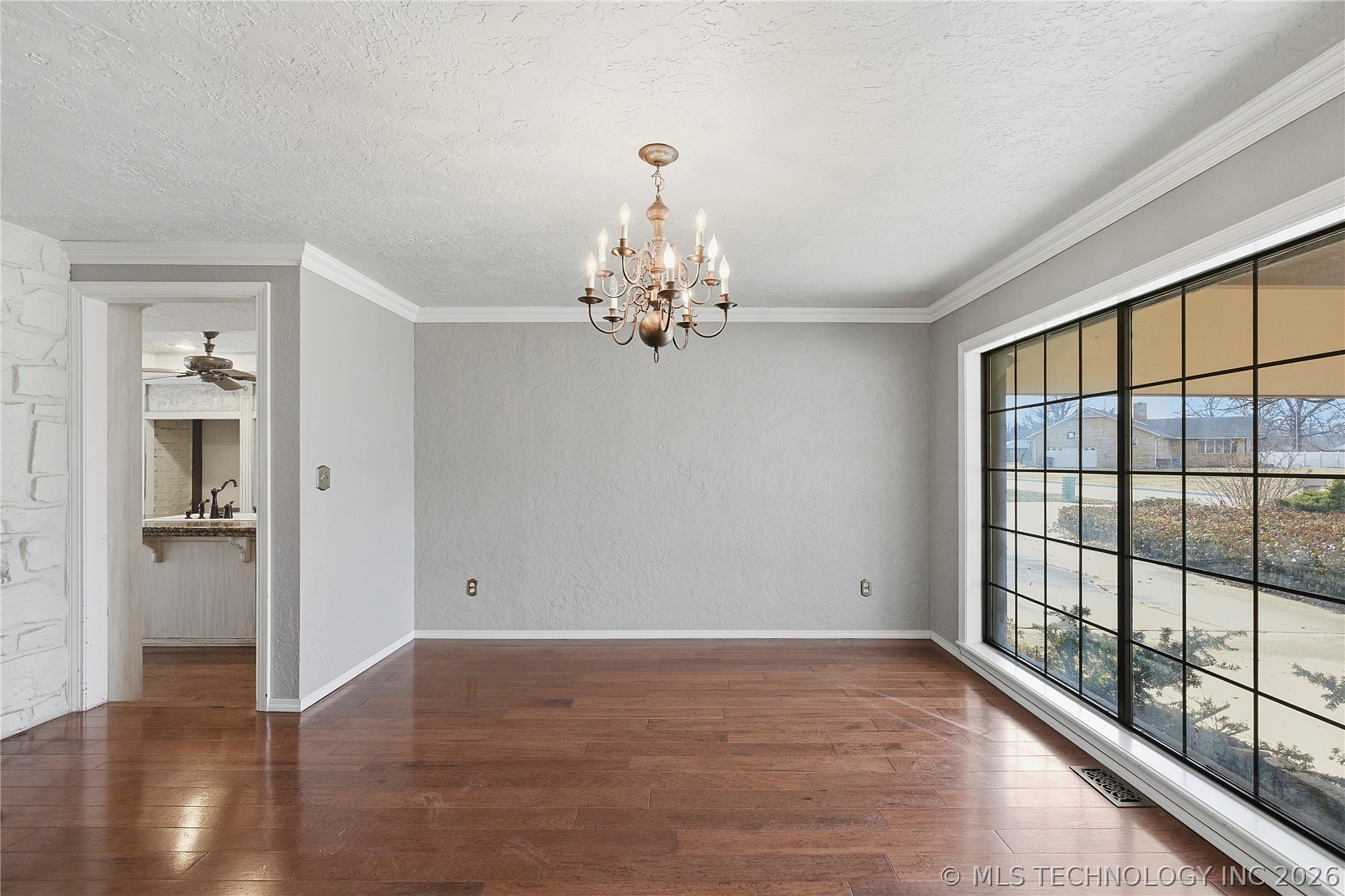 105 Mockingbird Lane Property Photo 13