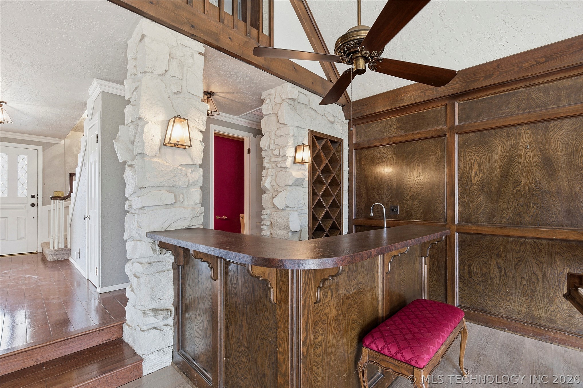 105 Mockingbird Lane Property Photo 18