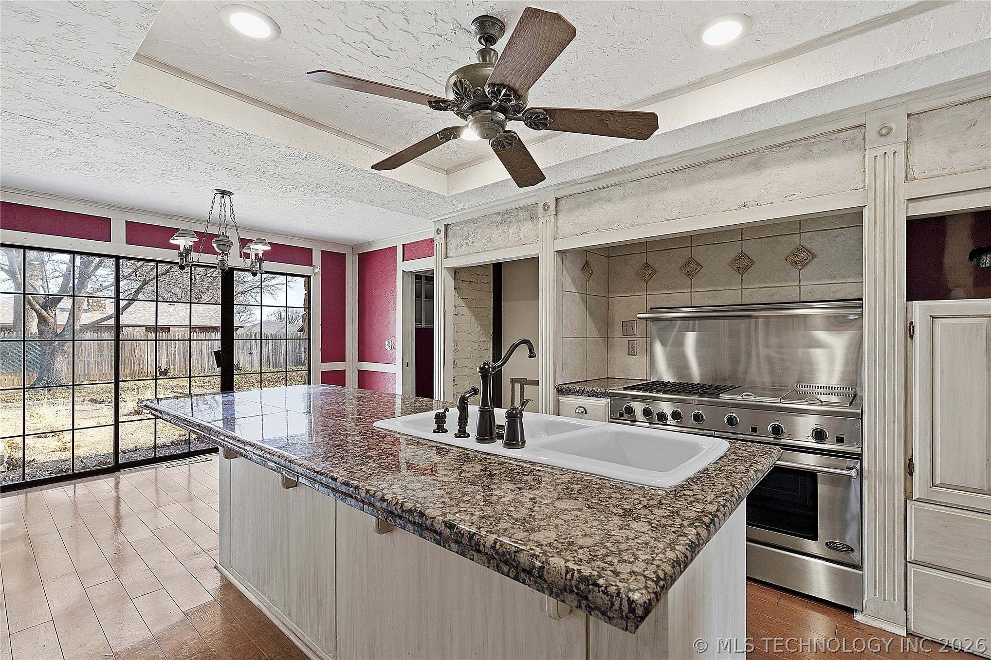 105 Mockingbird Lane Property Photo 22