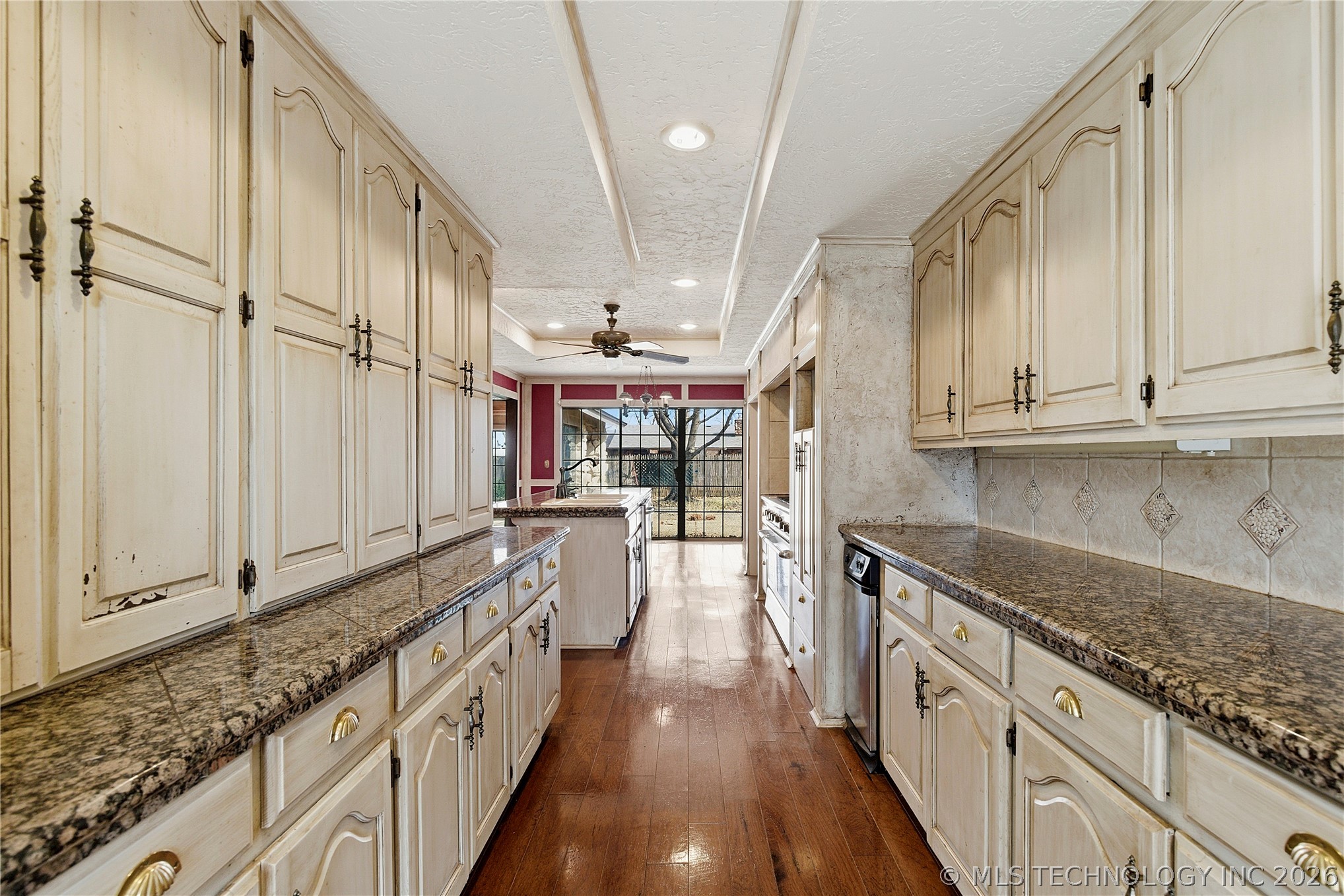 105 Mockingbird Lane Property Photo 26