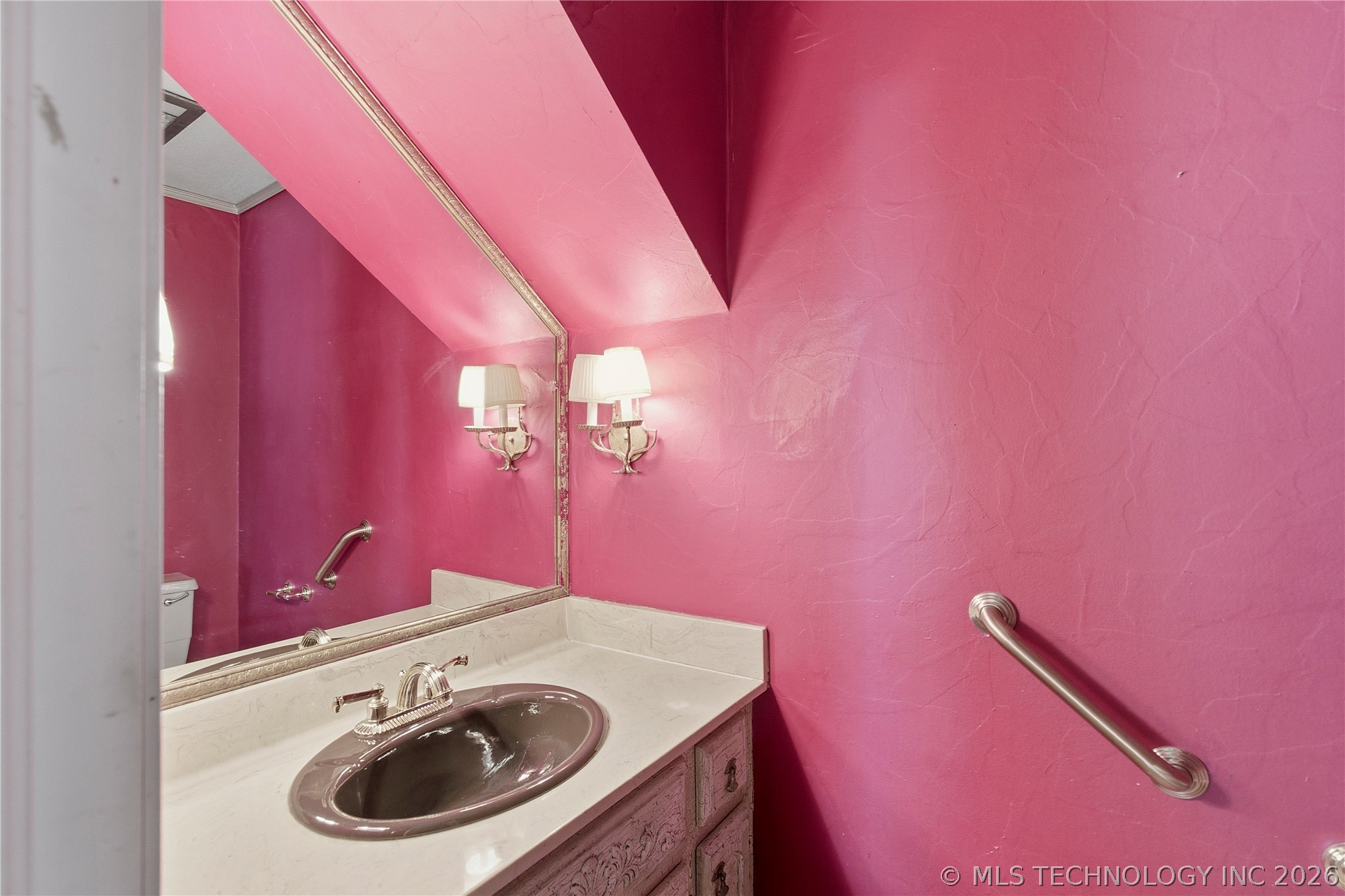 105 Mockingbird Lane Property Photo 32