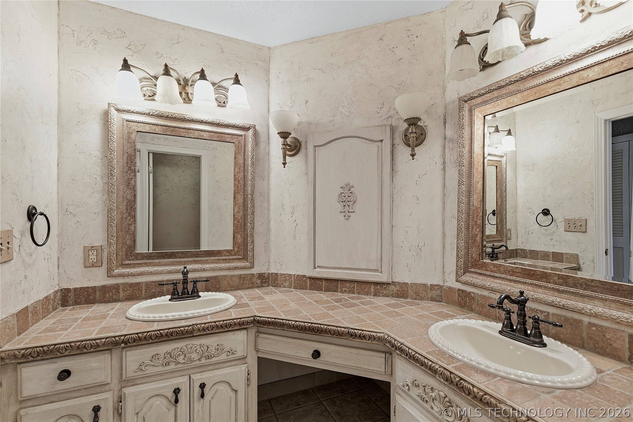 105 Mockingbird Lane Property Photo 37