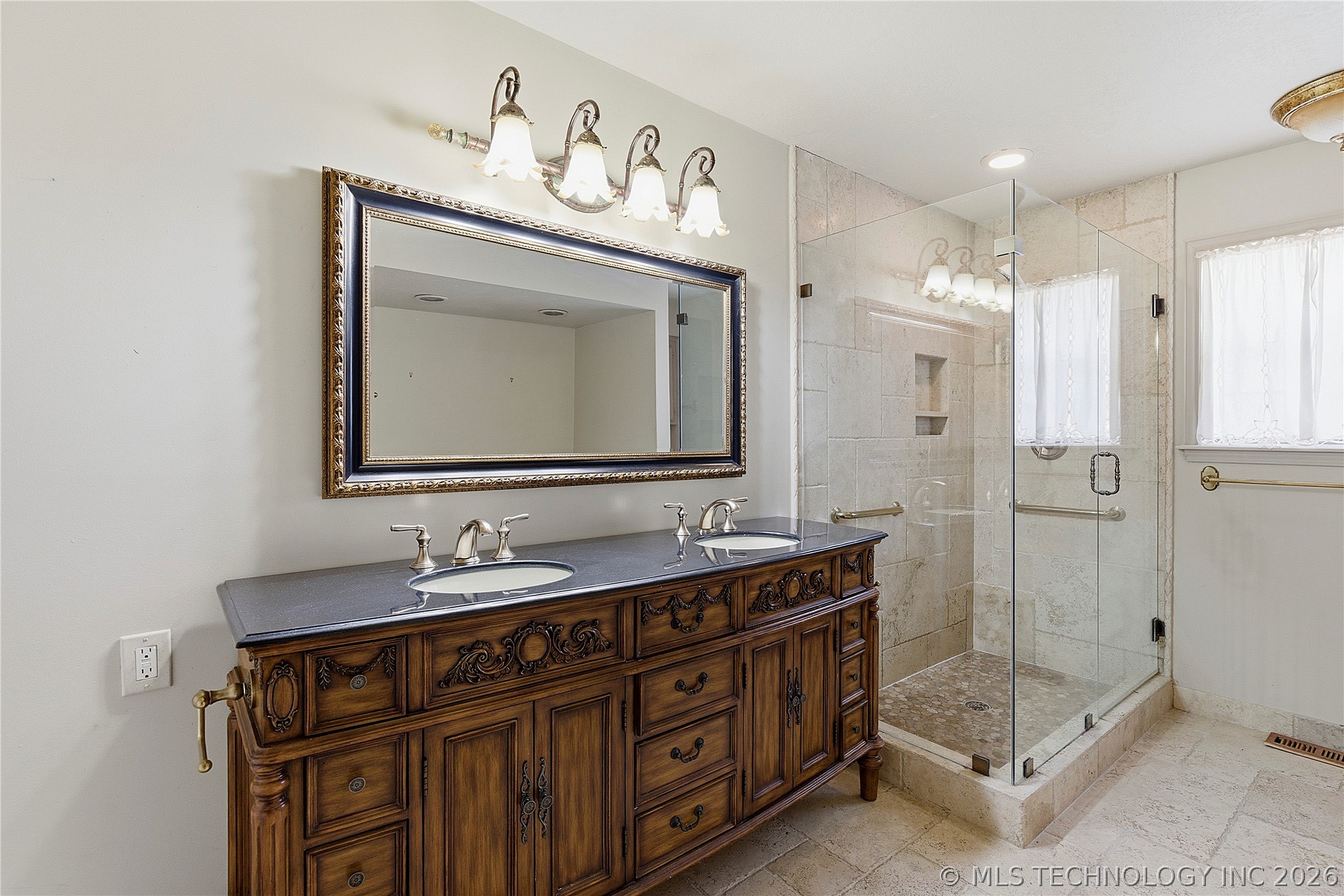 105 Mockingbird Lane Property Photo 39