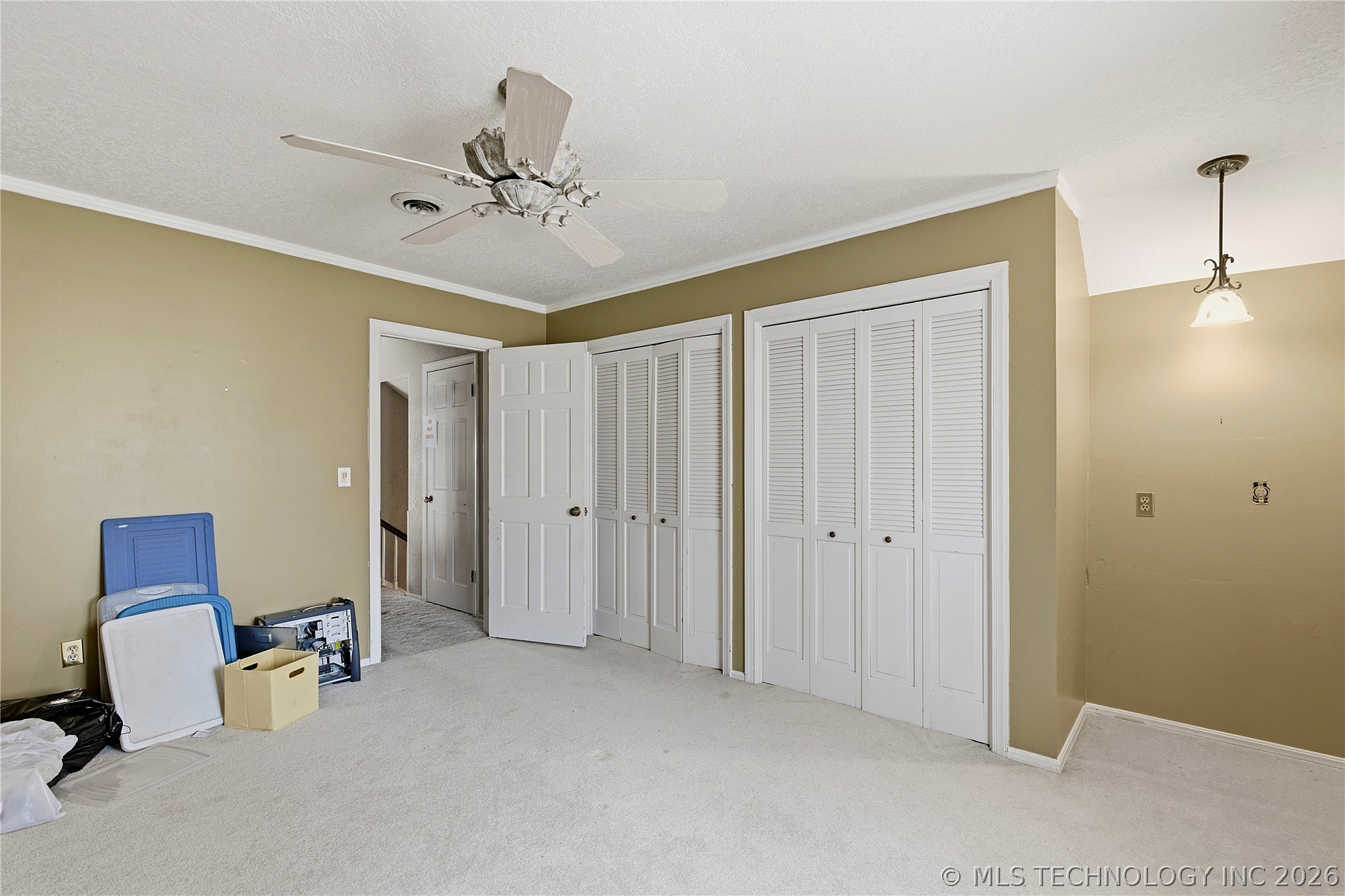 105 Mockingbird Lane Property Photo 43