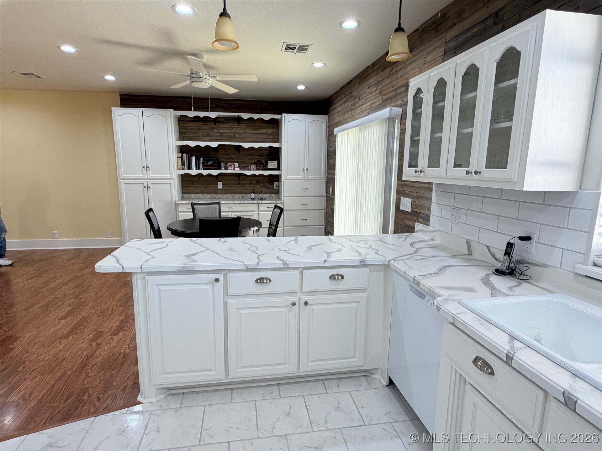 539 N Gunter Street Property Photo 6