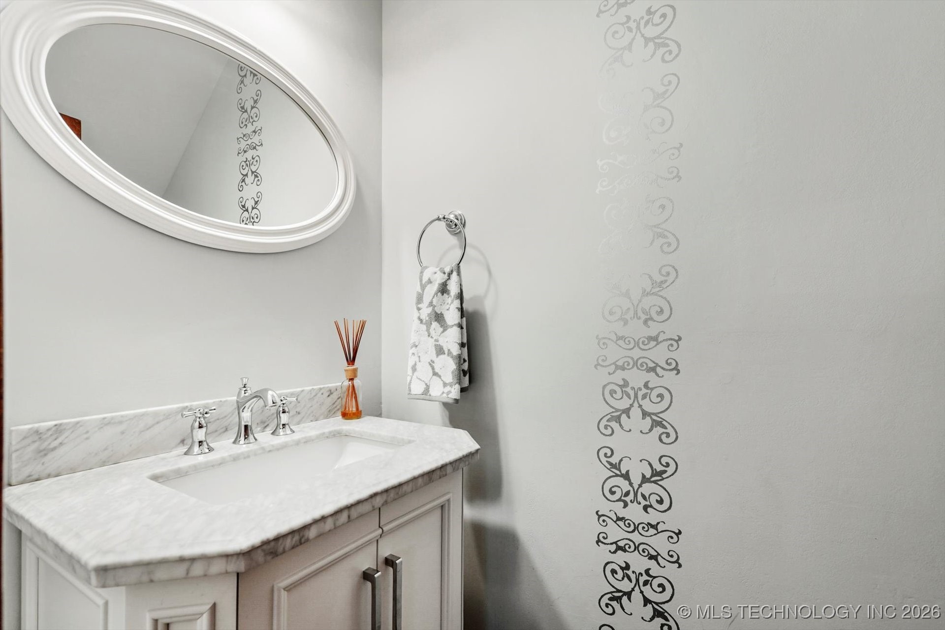 4335 E 87th Street Property Photo 17