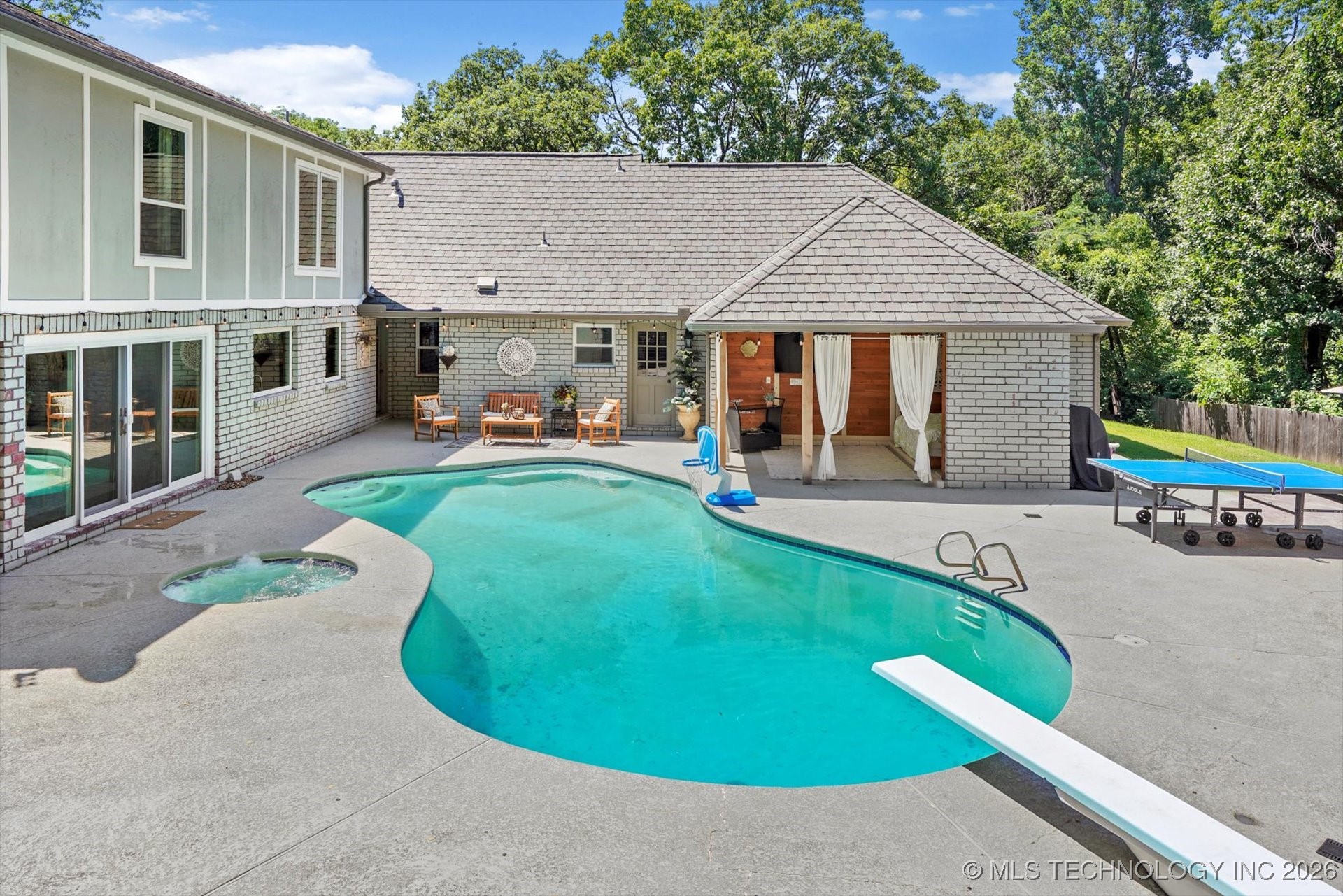 4335 E 87th Street Property Photo 39