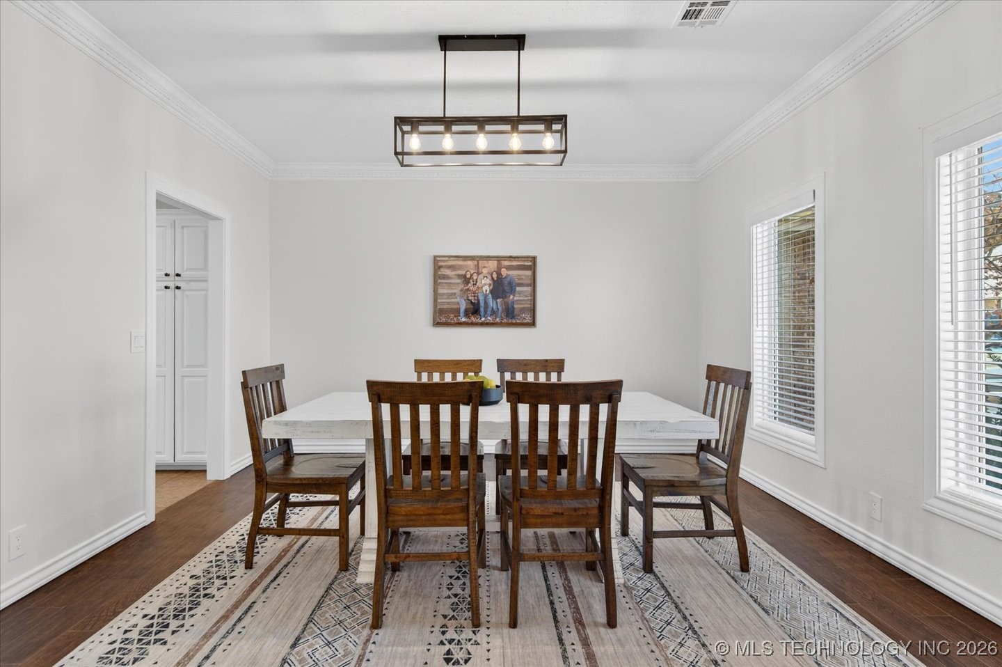 2924 Claremont Drive Property Photo 7