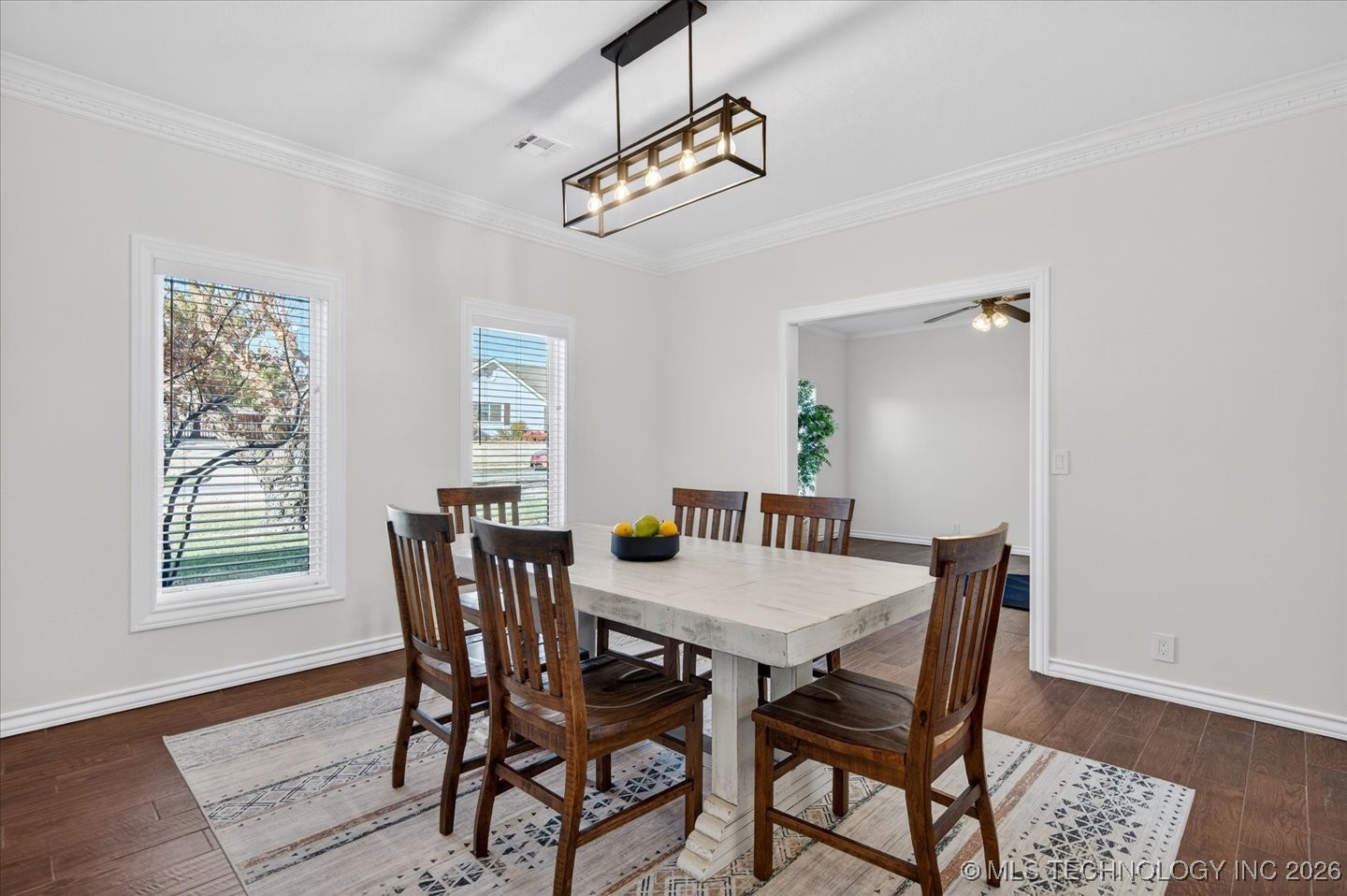 2924 Claremont Drive Property Photo 9