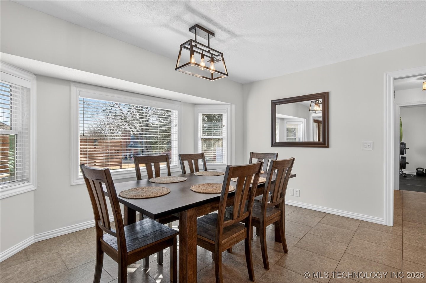 2924 Claremont Drive Property Photo 14