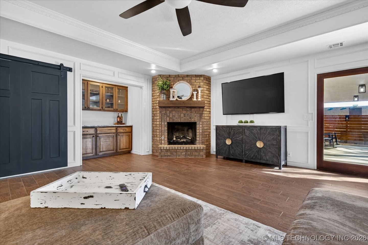 2924 Claremont Drive Property Photo 18