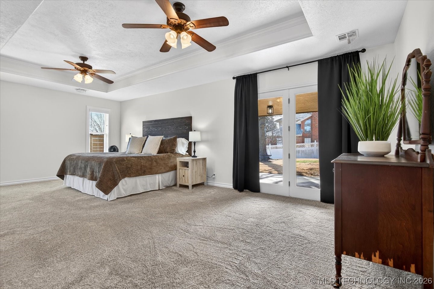 2924 Claremont Drive Property Photo 21