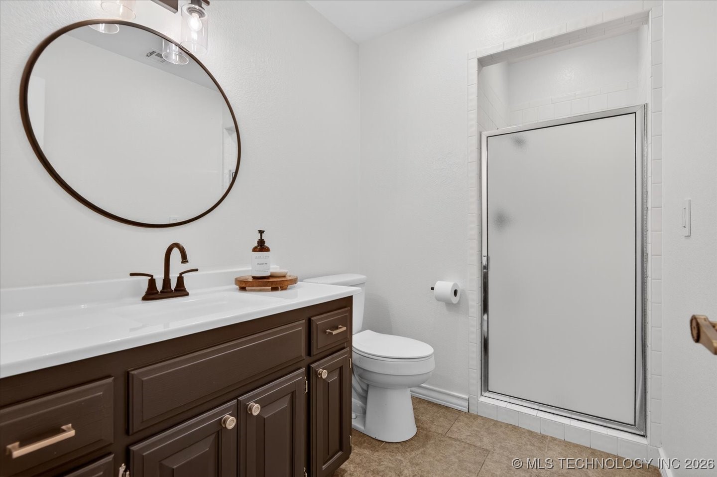 2924 Claremont Drive Property Photo 33