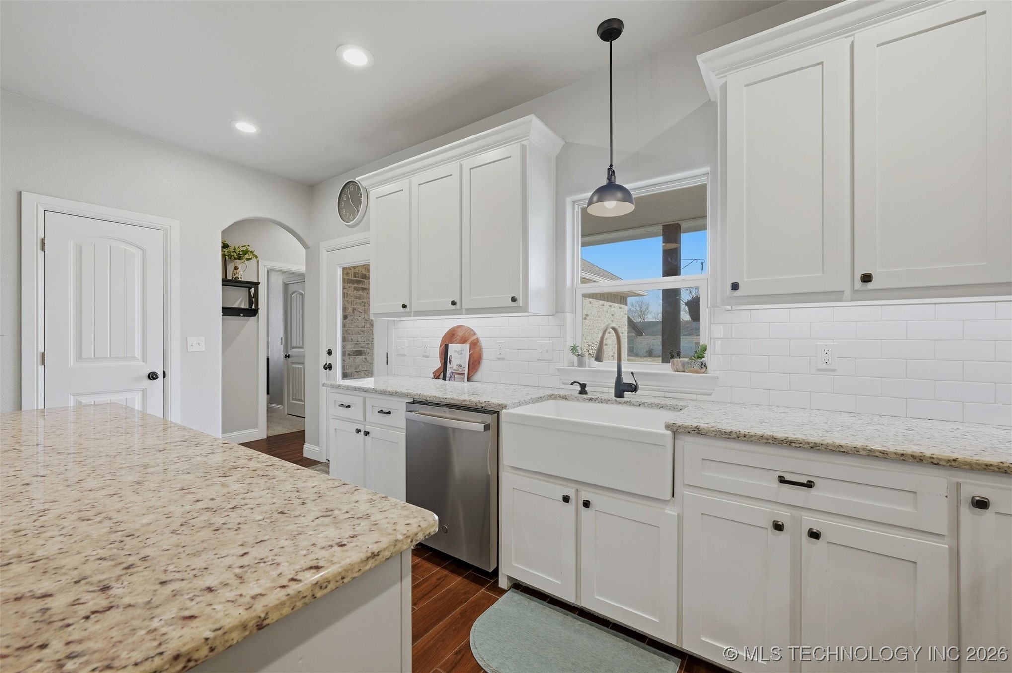 1110 N 49th Avenue Property Photo 13