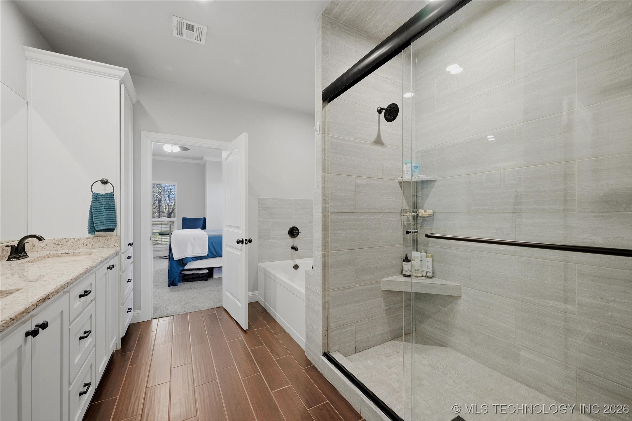 1110 N 49th Avenue Property Photo 19