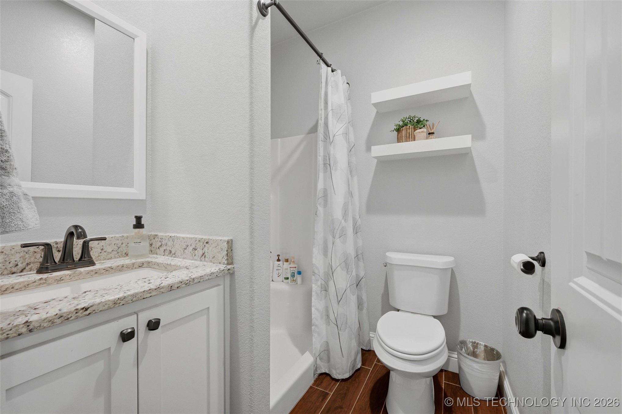 1110 N 49th Avenue Property Photo 25