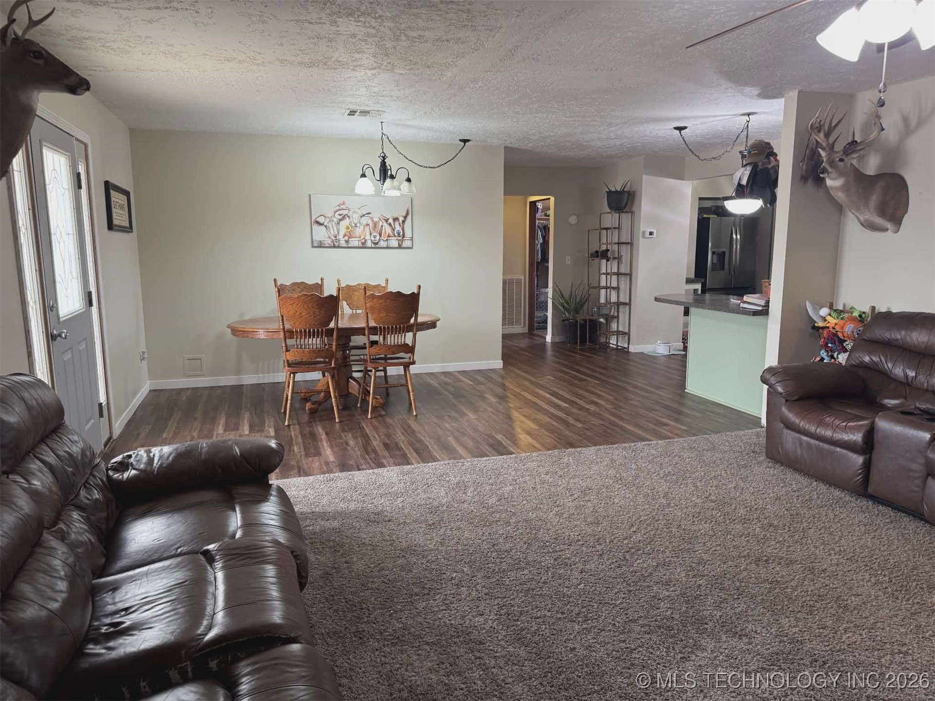 451 Horseshoe Lane Property Photo 11