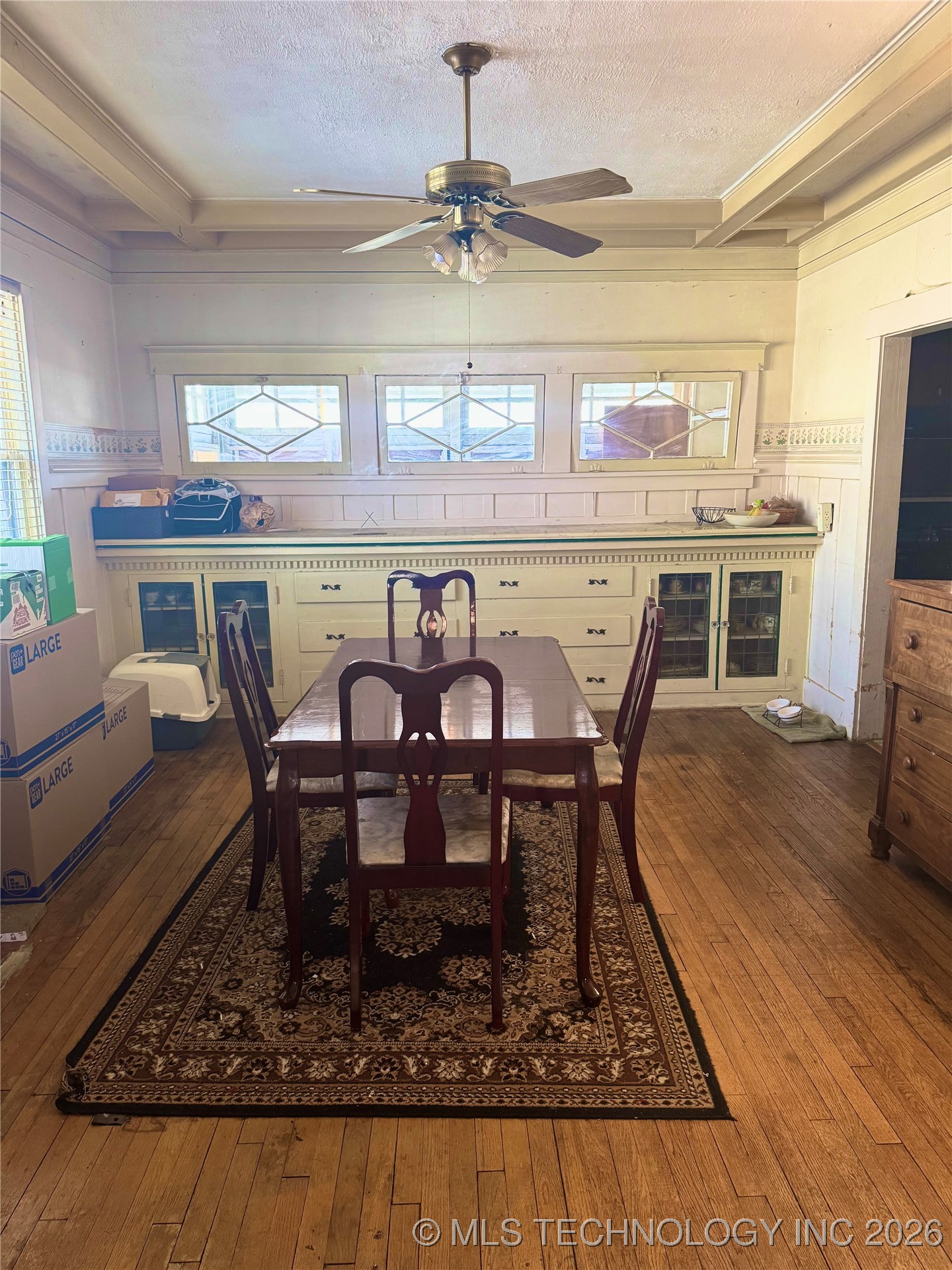 1322 W Easton Place Property Photo 5