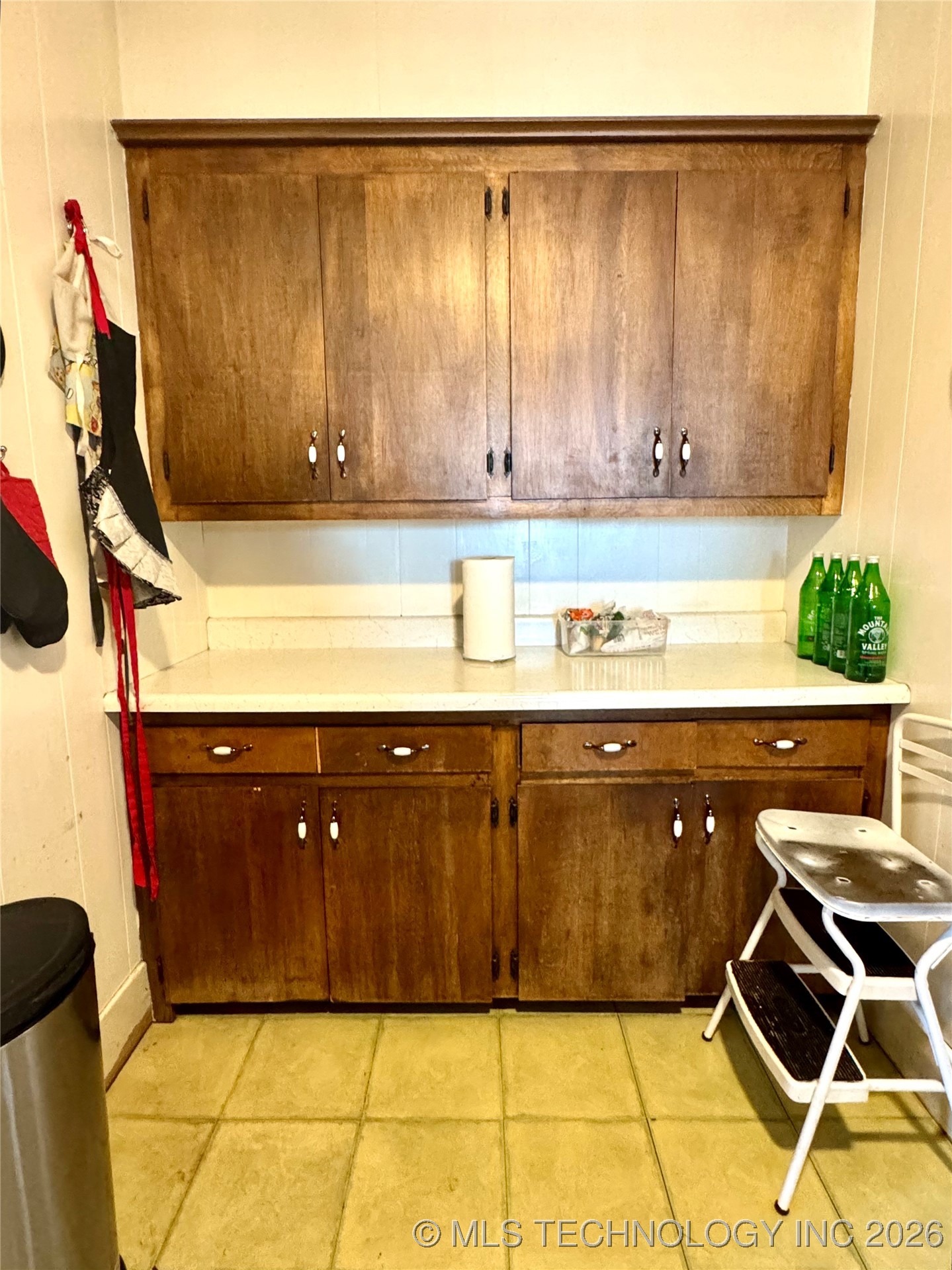 1322 W Easton Place Property Photo 12