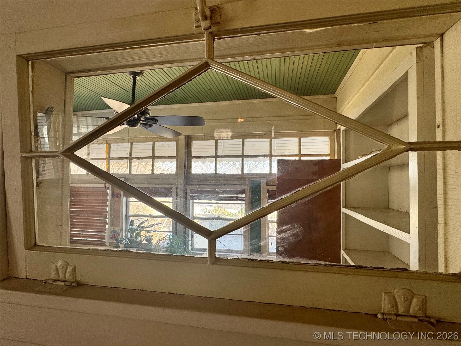 1322 W Easton Place Property Photo 18