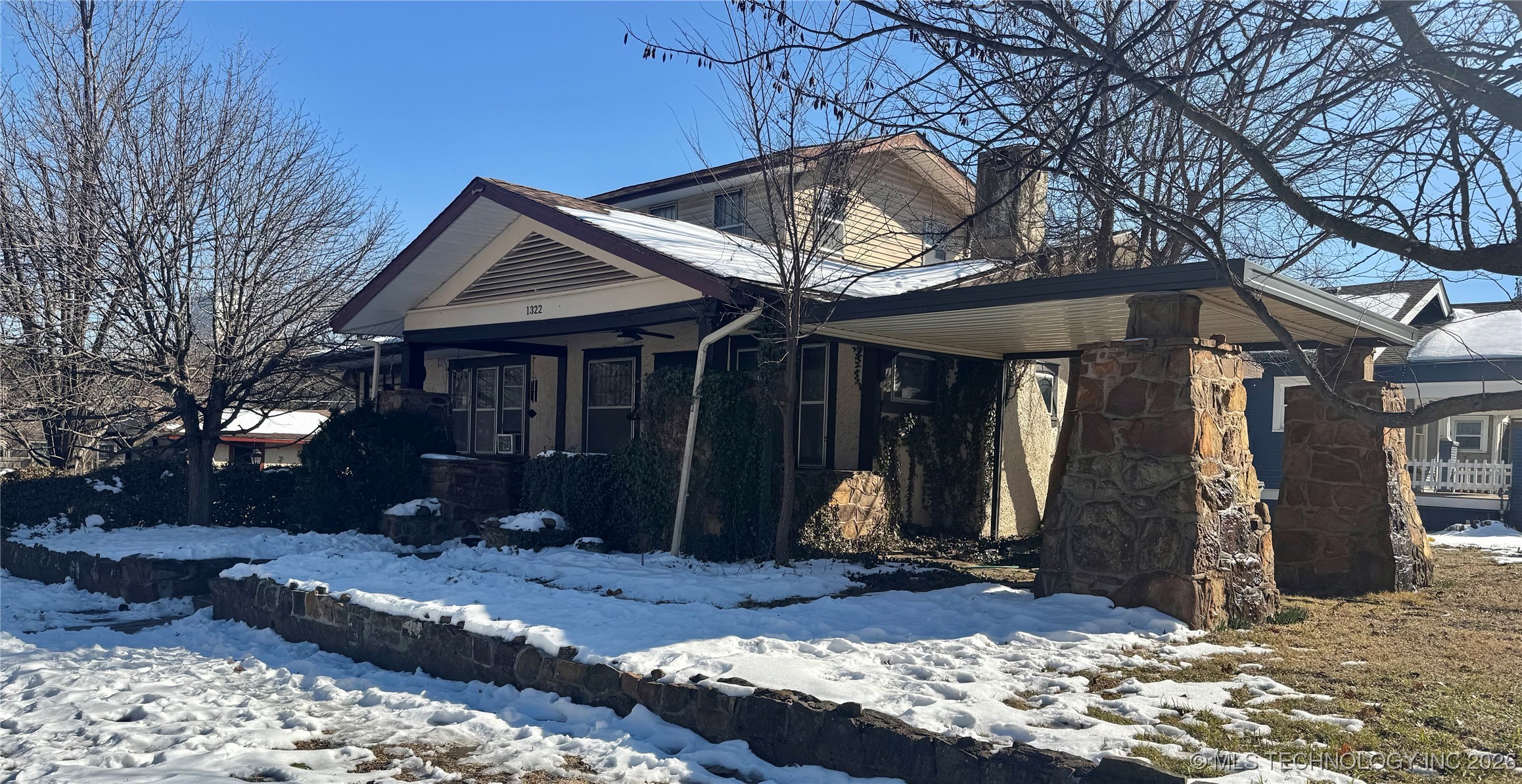 1322 W Easton Place Property Photo 20