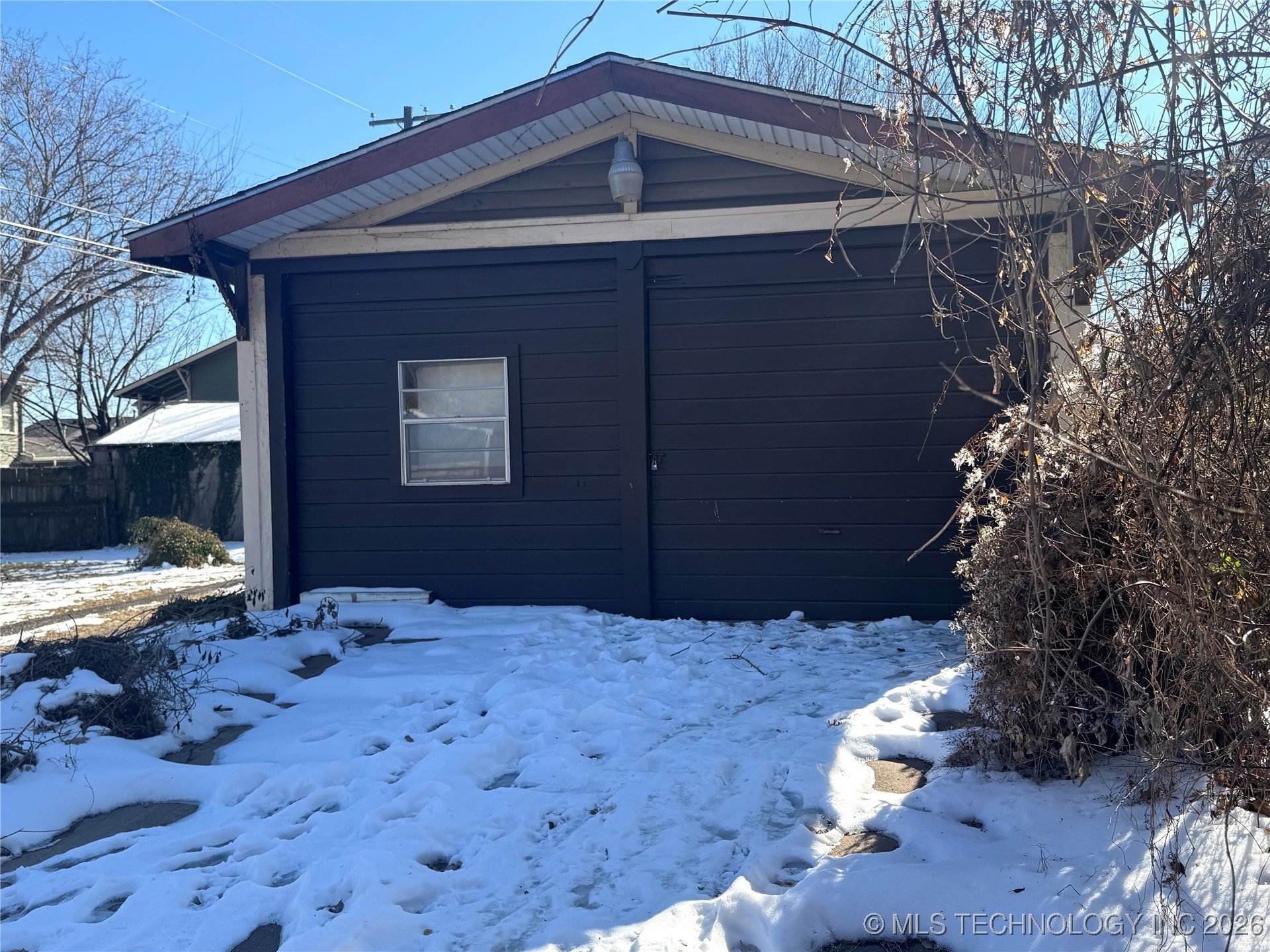 1322 W Easton Place Property Photo 23