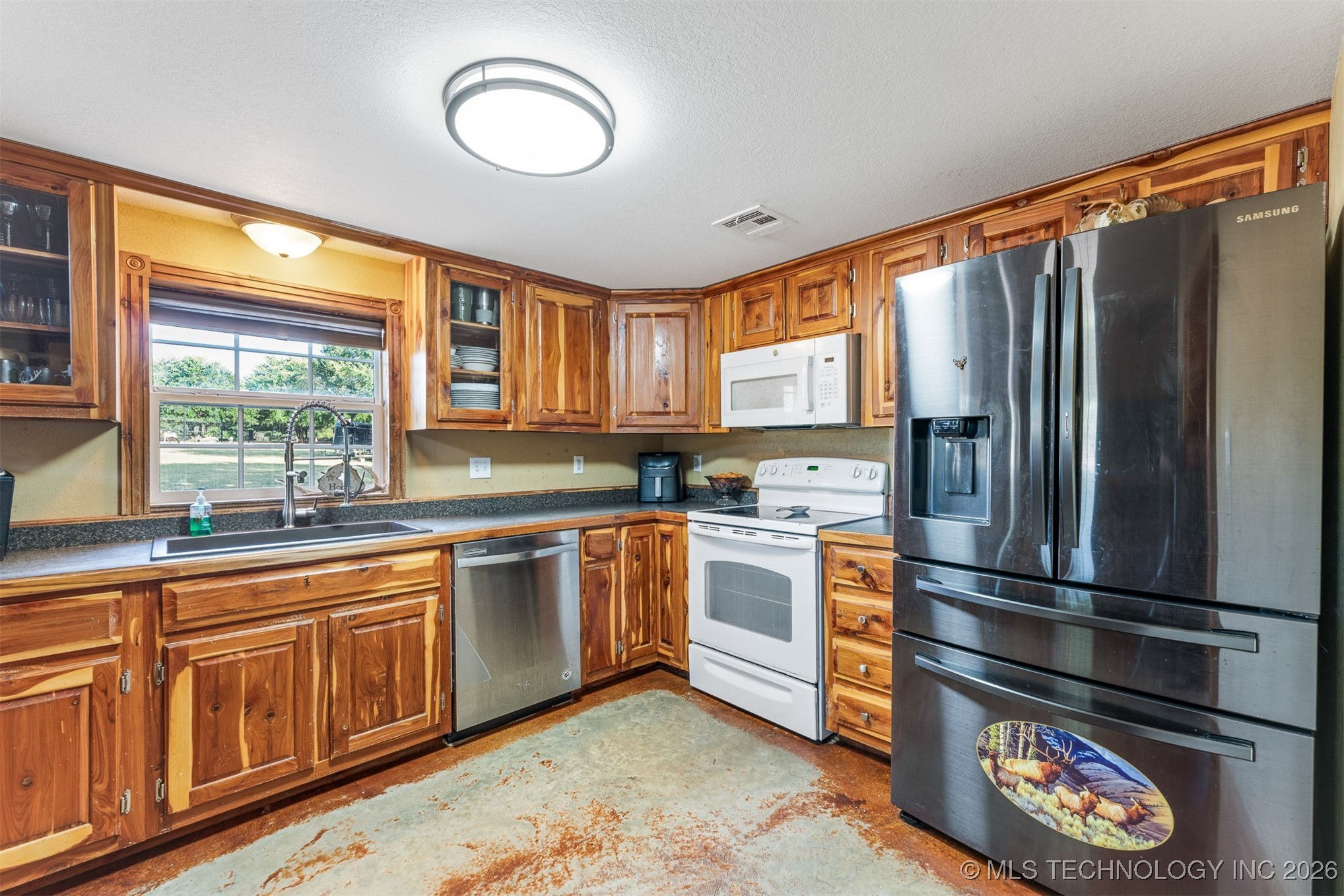 106082 N 3810 Street Property Photo 17