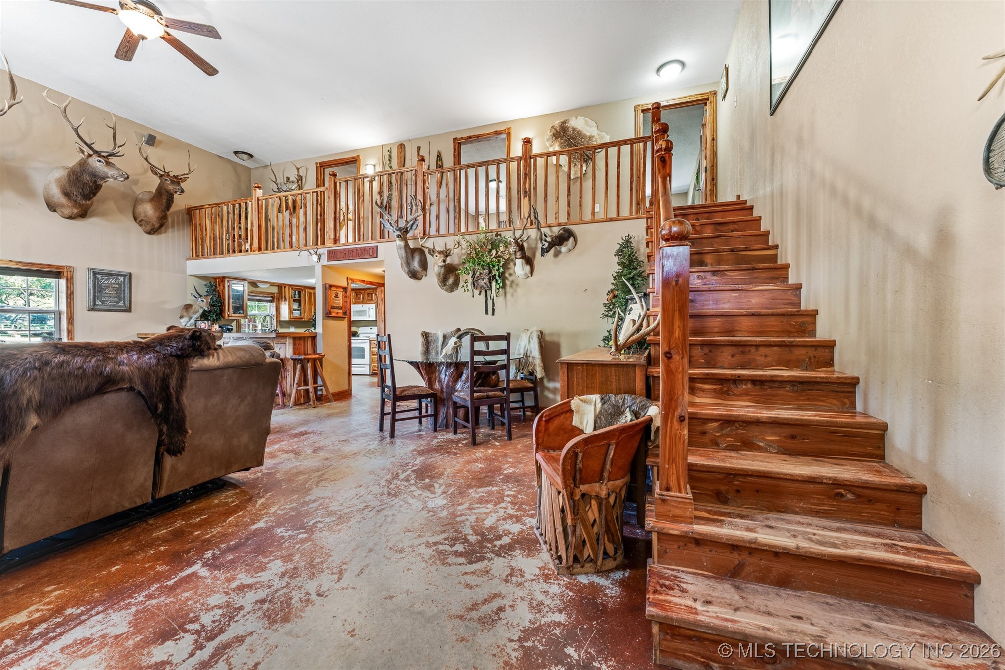 106082 N 3810 Street Property Photo 22