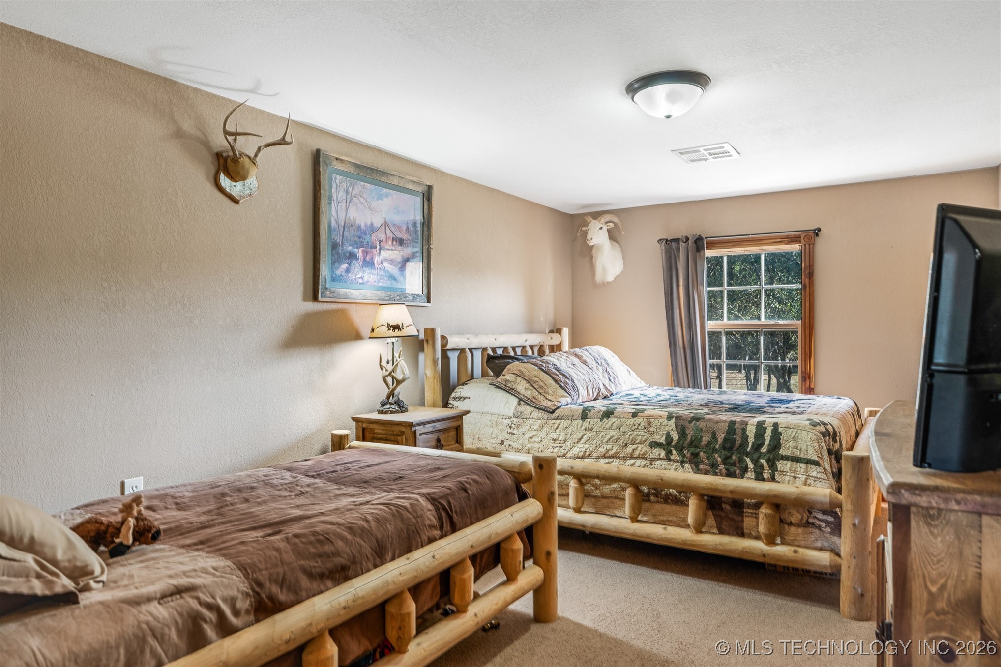 106082 N 3810 Street Property Photo 26