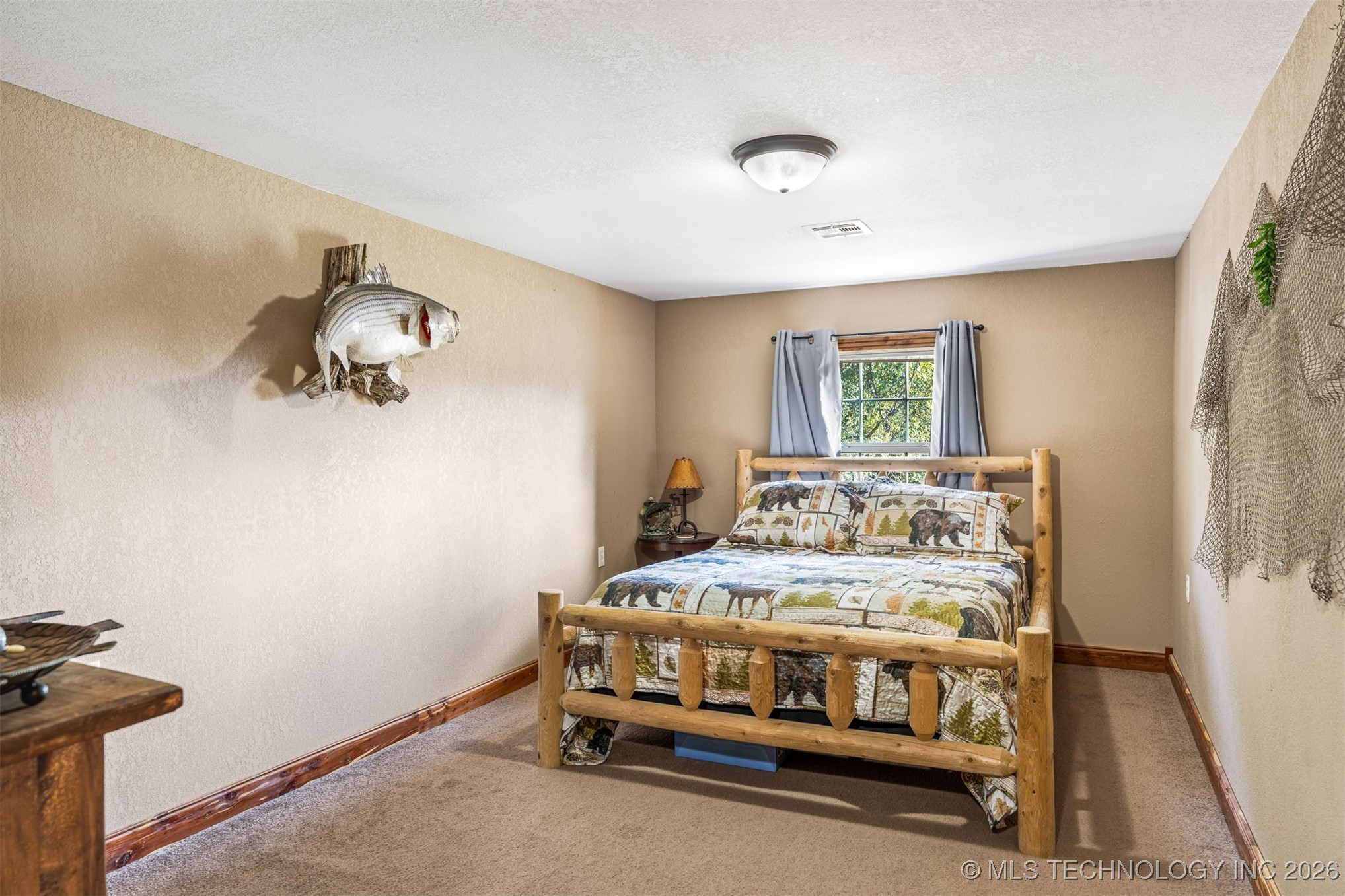 106082 N 3810 Street Property Photo 29